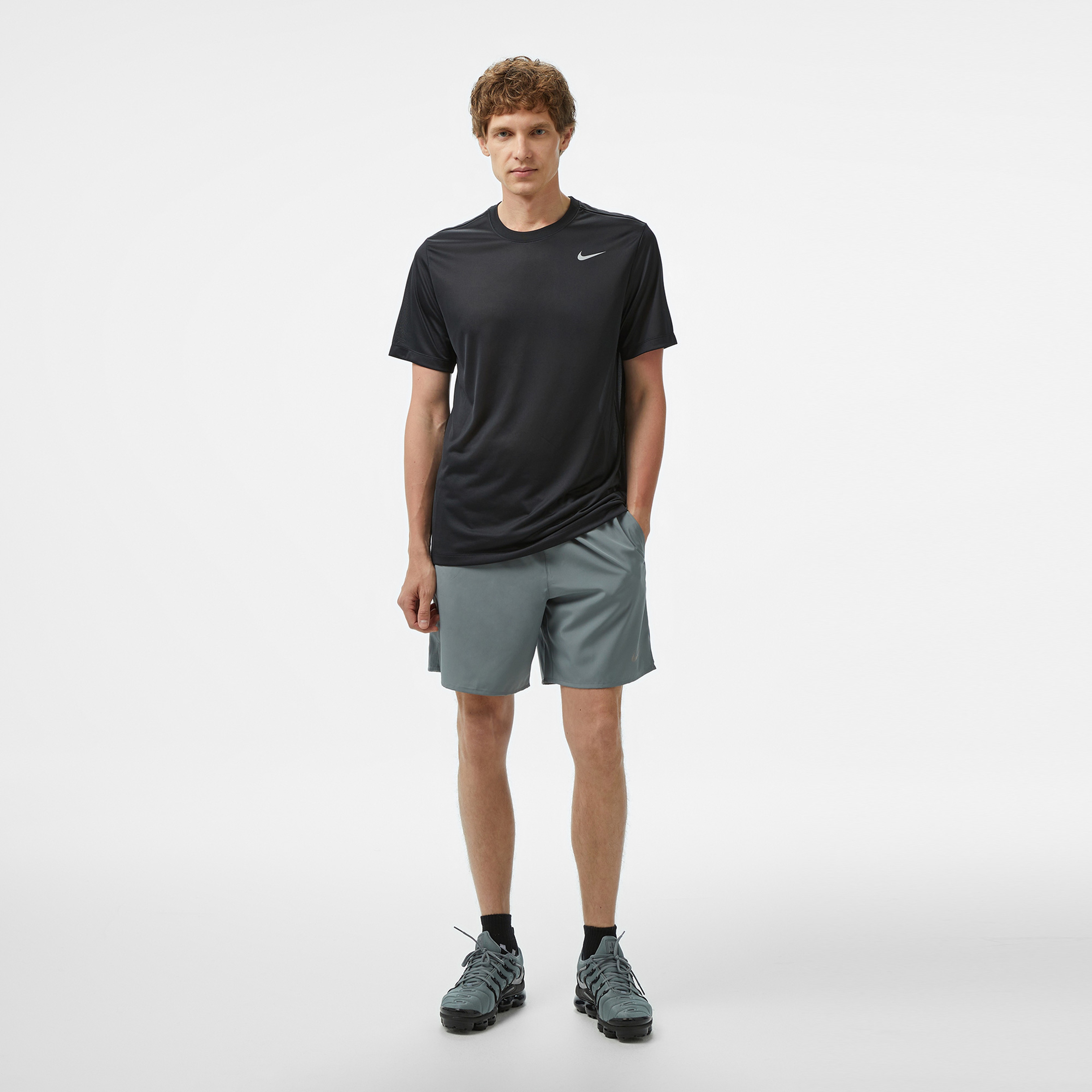 Nike Air Run Erkek Siyah T-Shirt