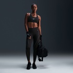 Nike Swoosh Kadın Siyah Bra