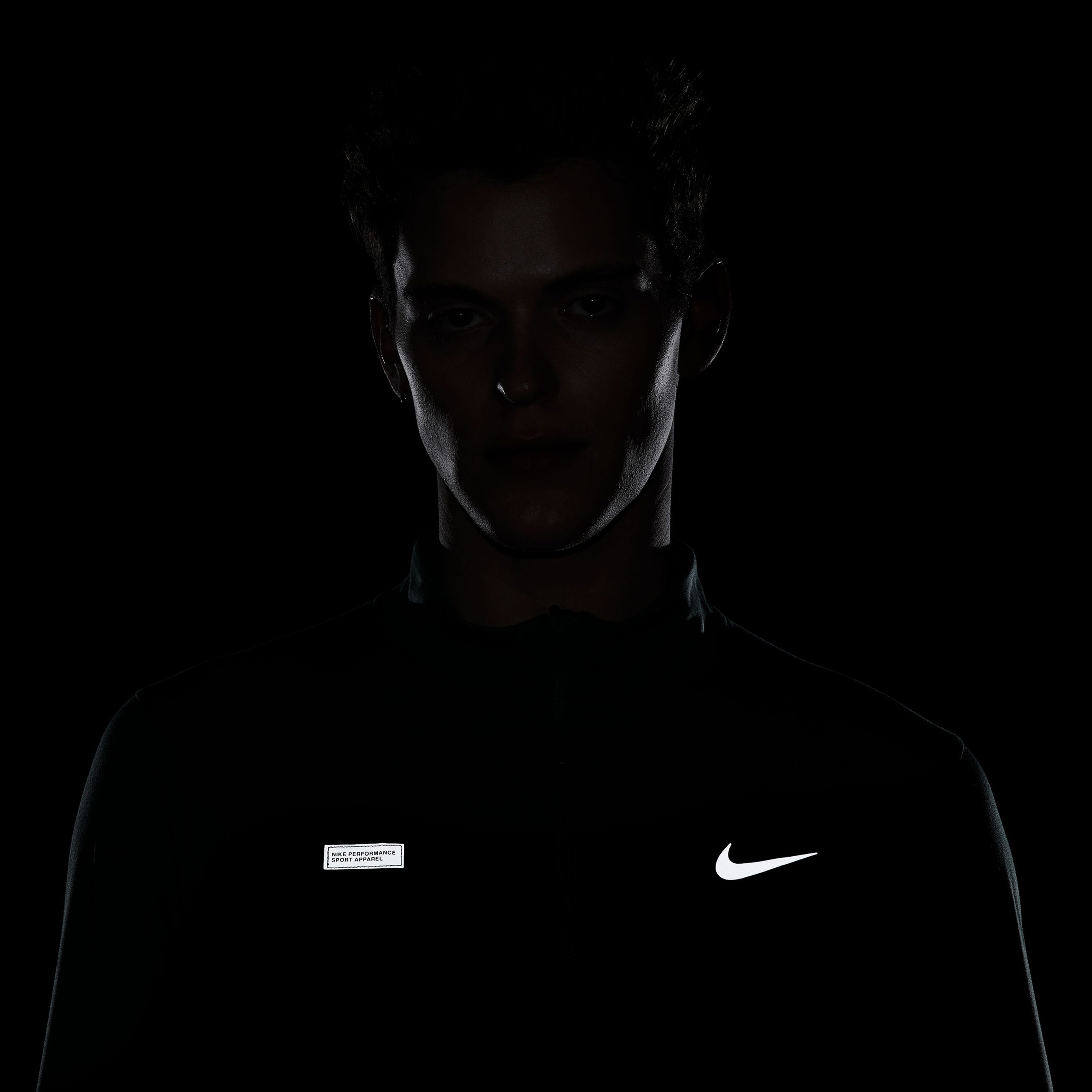 Nike Dri-Fit Element Flash Erkek Yeşil Uzun Kollu T-Shirt