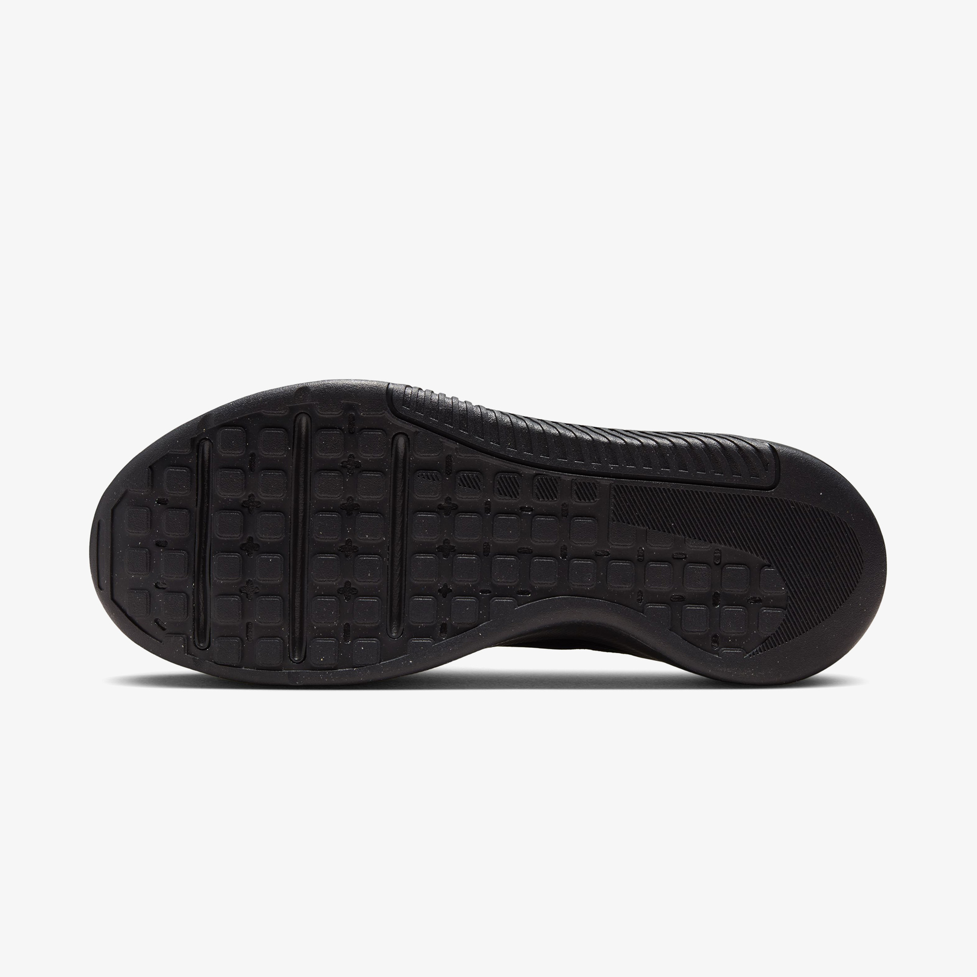 Nike MC Trainer 3 Erkek Siyah Spor Ayakkabı