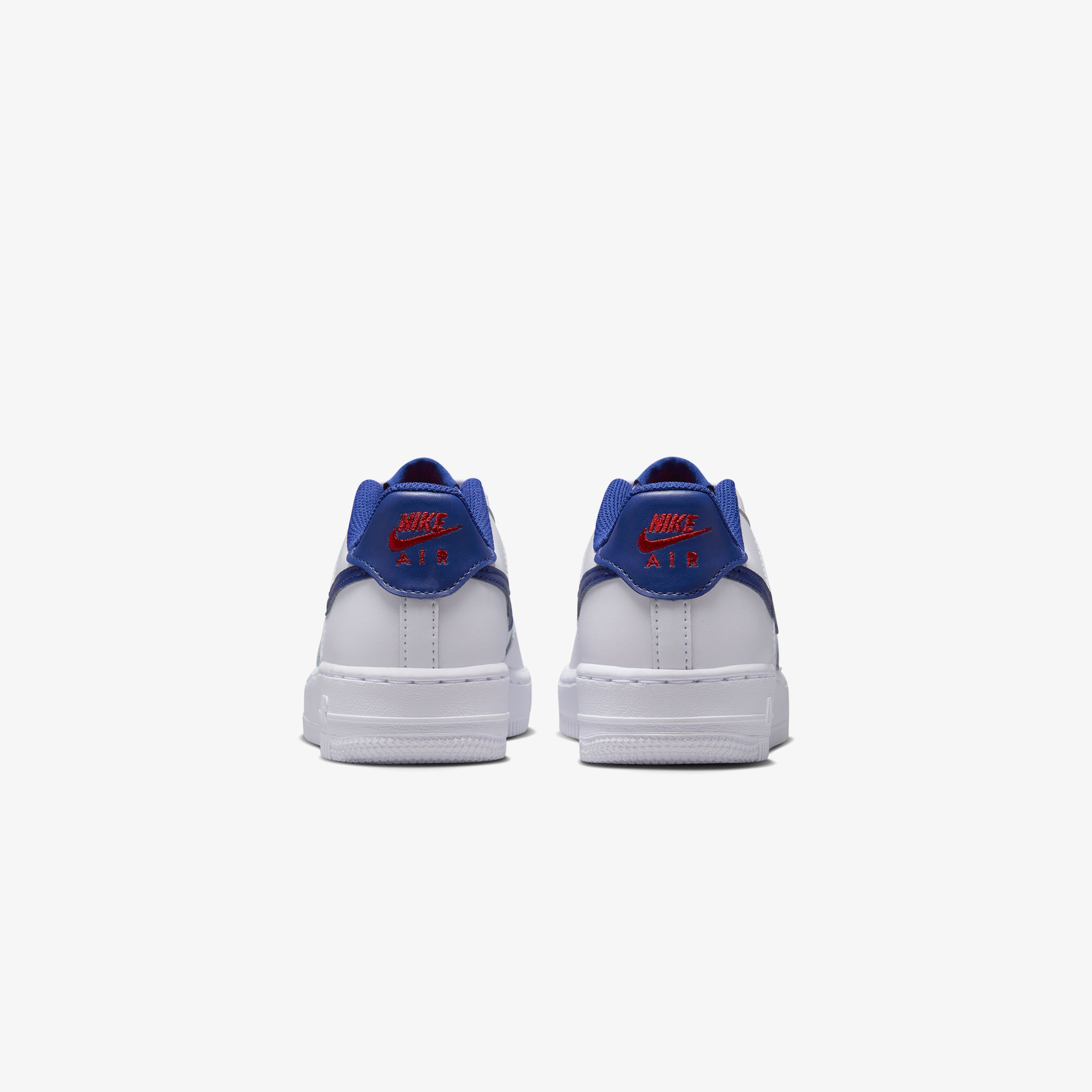 Nike Air Force 1 Genç Çocuk Beyaz Spor Ayakkabı