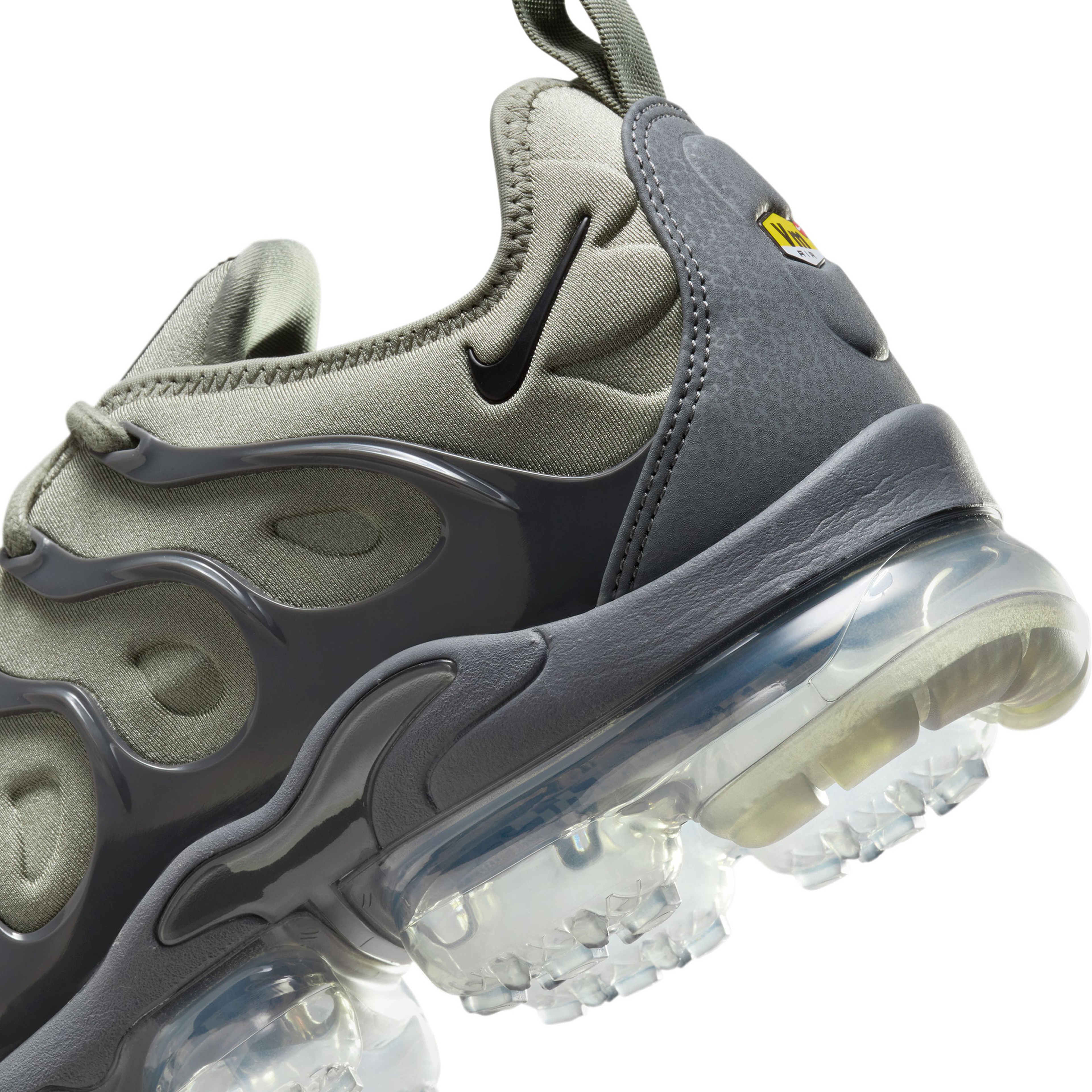Nike Air VaporMax Plus Erkek Gri Spor Ayakkabı