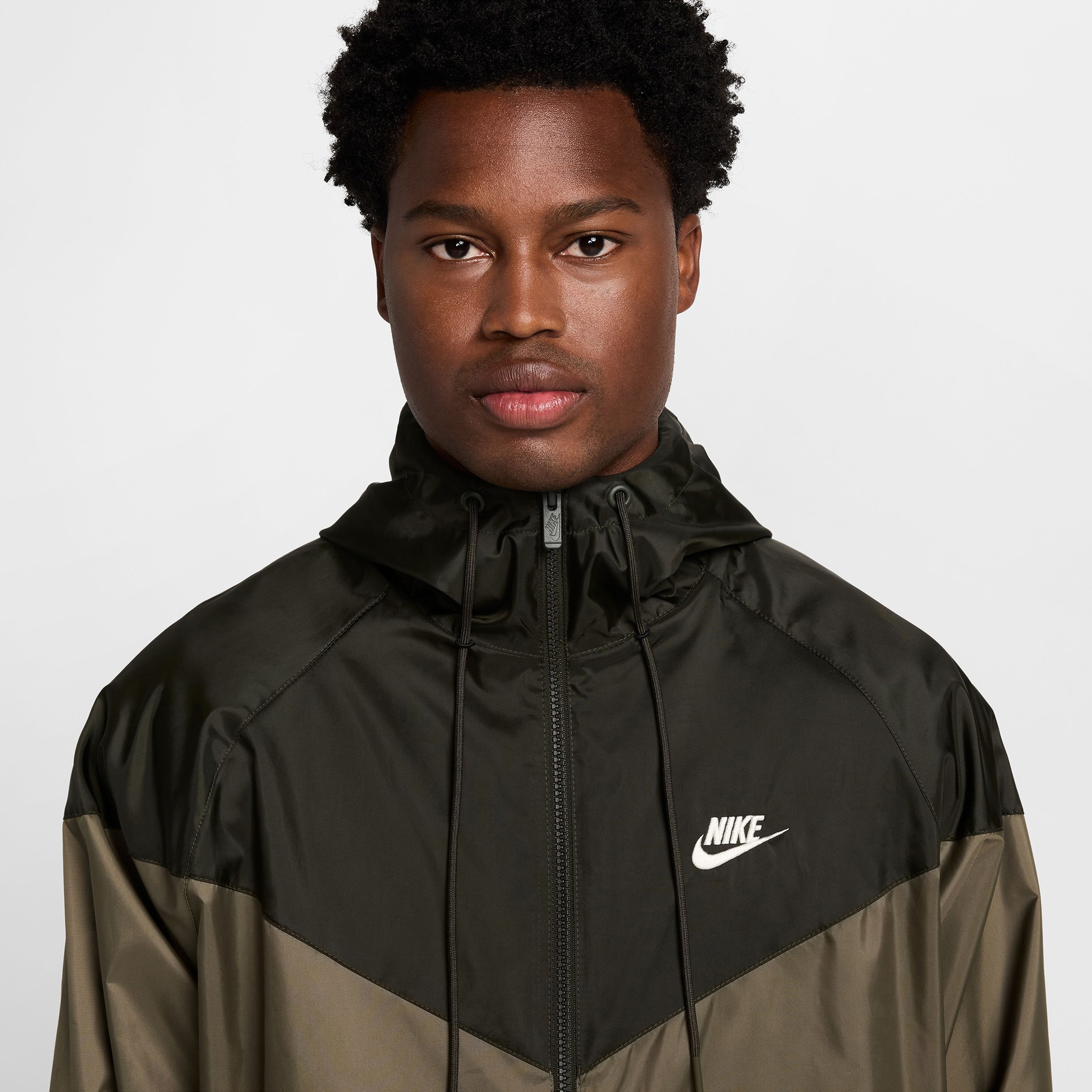 Nike Woven Heritage Essentials Erkek Yeşil Ceket