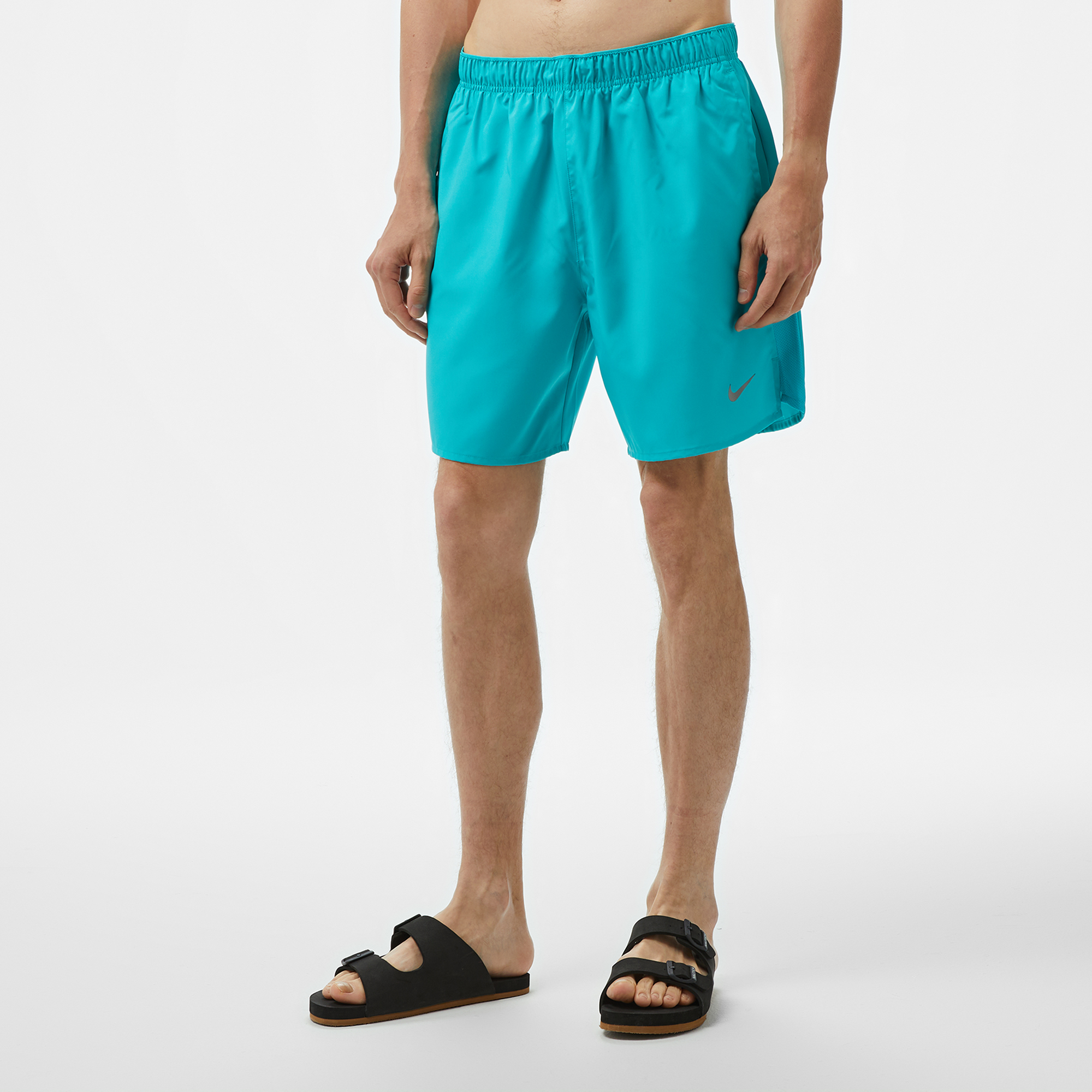 Nike Dri-Fit Challenger 18 cm Erkek Yeşil Şort