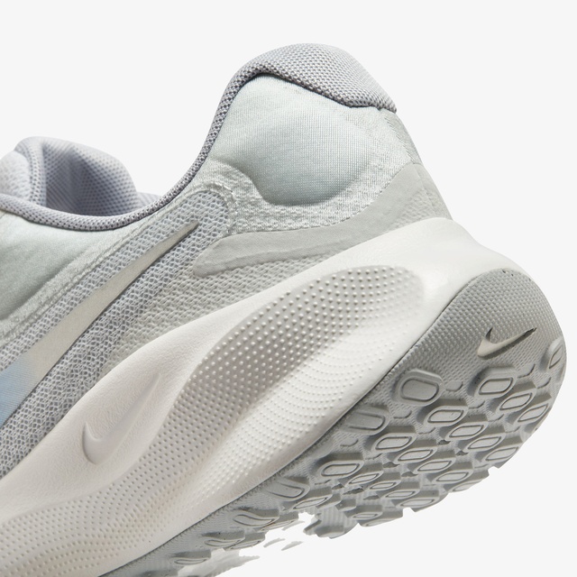Nike Gri Nike Revolution 7