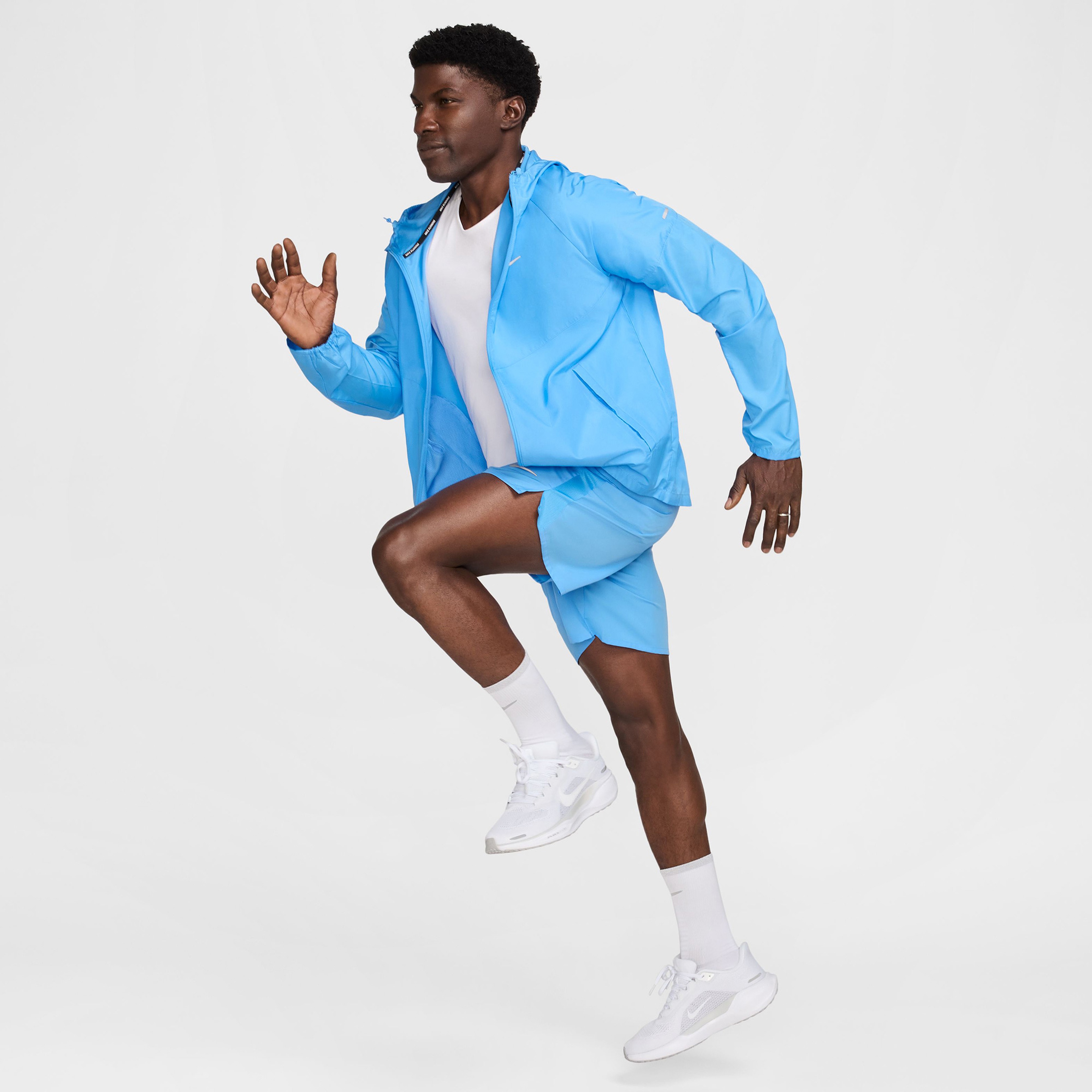 Nike Dri-Fit Challenger Erkek Mavi Şort