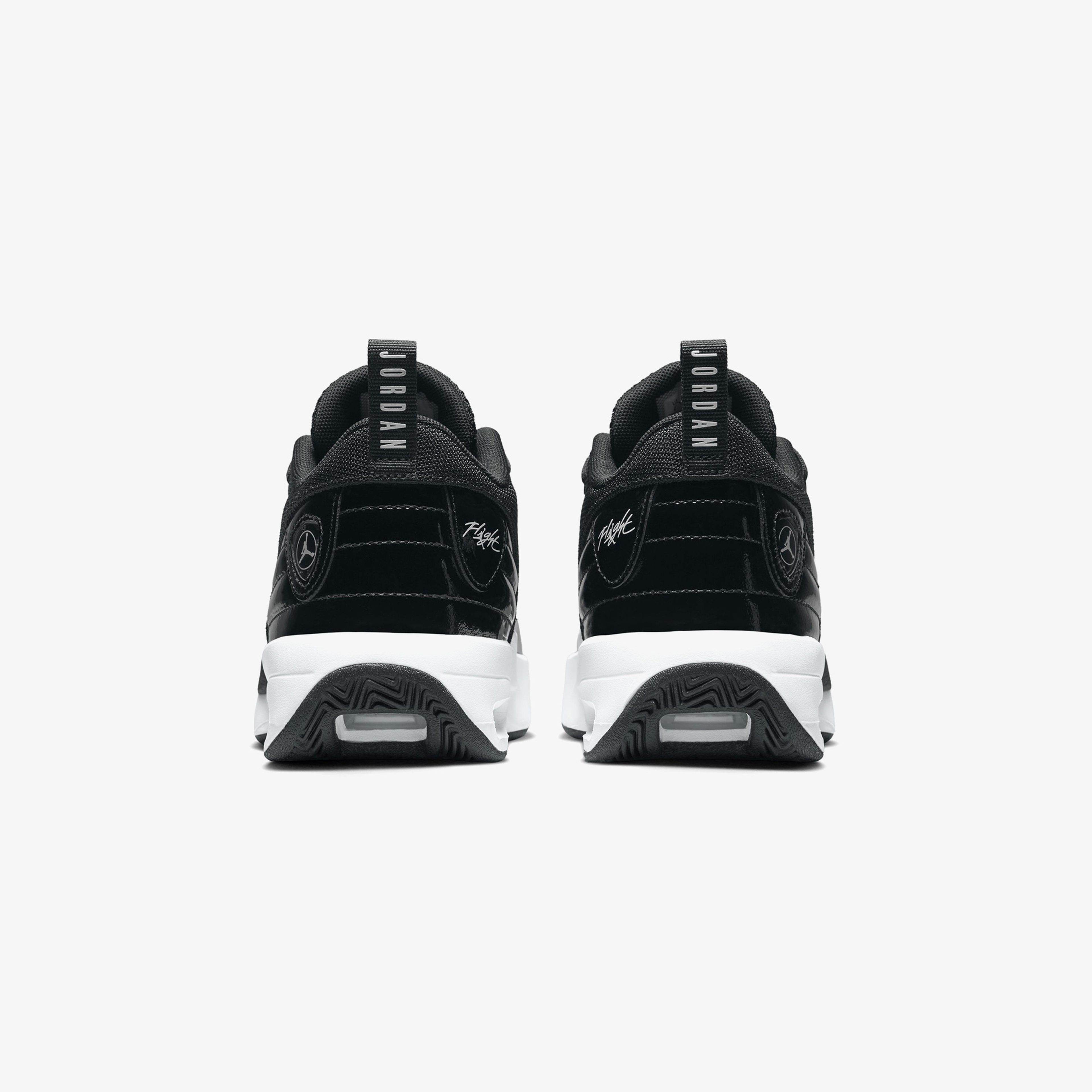 Jordan Max Aura 6 Genç Siyah Spor Ayakkabı