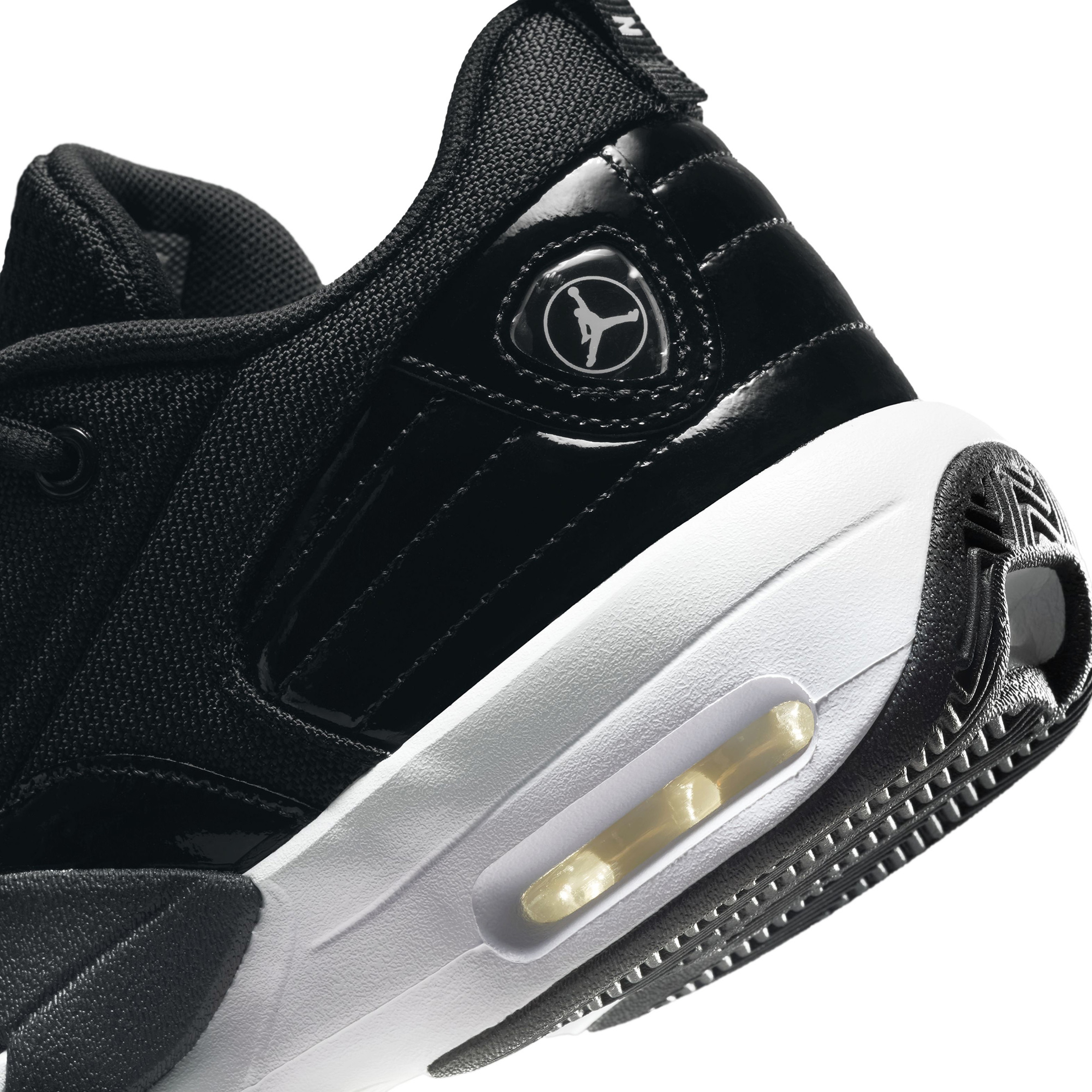 Jordan Max Aura 6 Genç Siyah Spor Ayakkabı