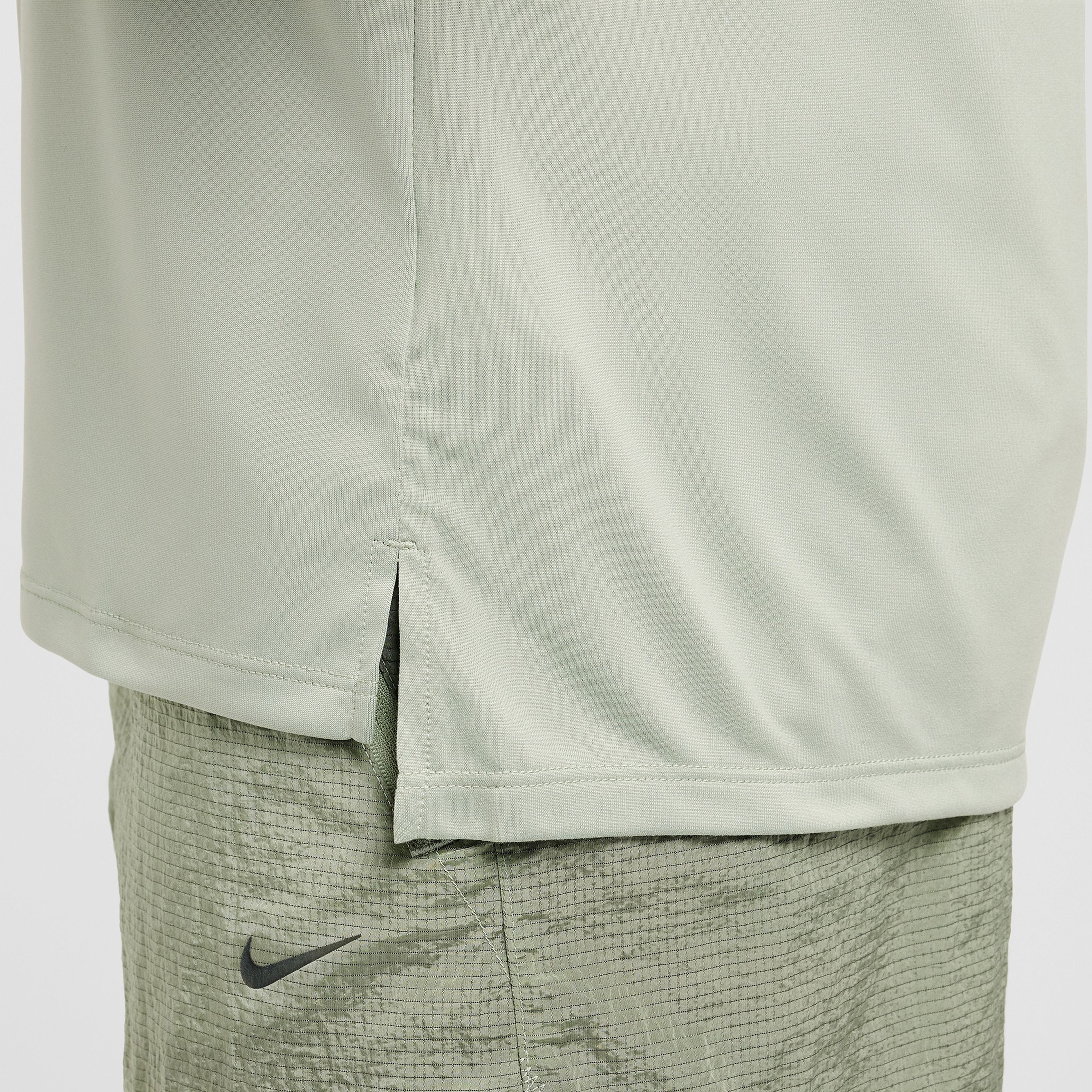 Nike Dri-Fit Rise 365 Erkek Yeşil T-Shirt