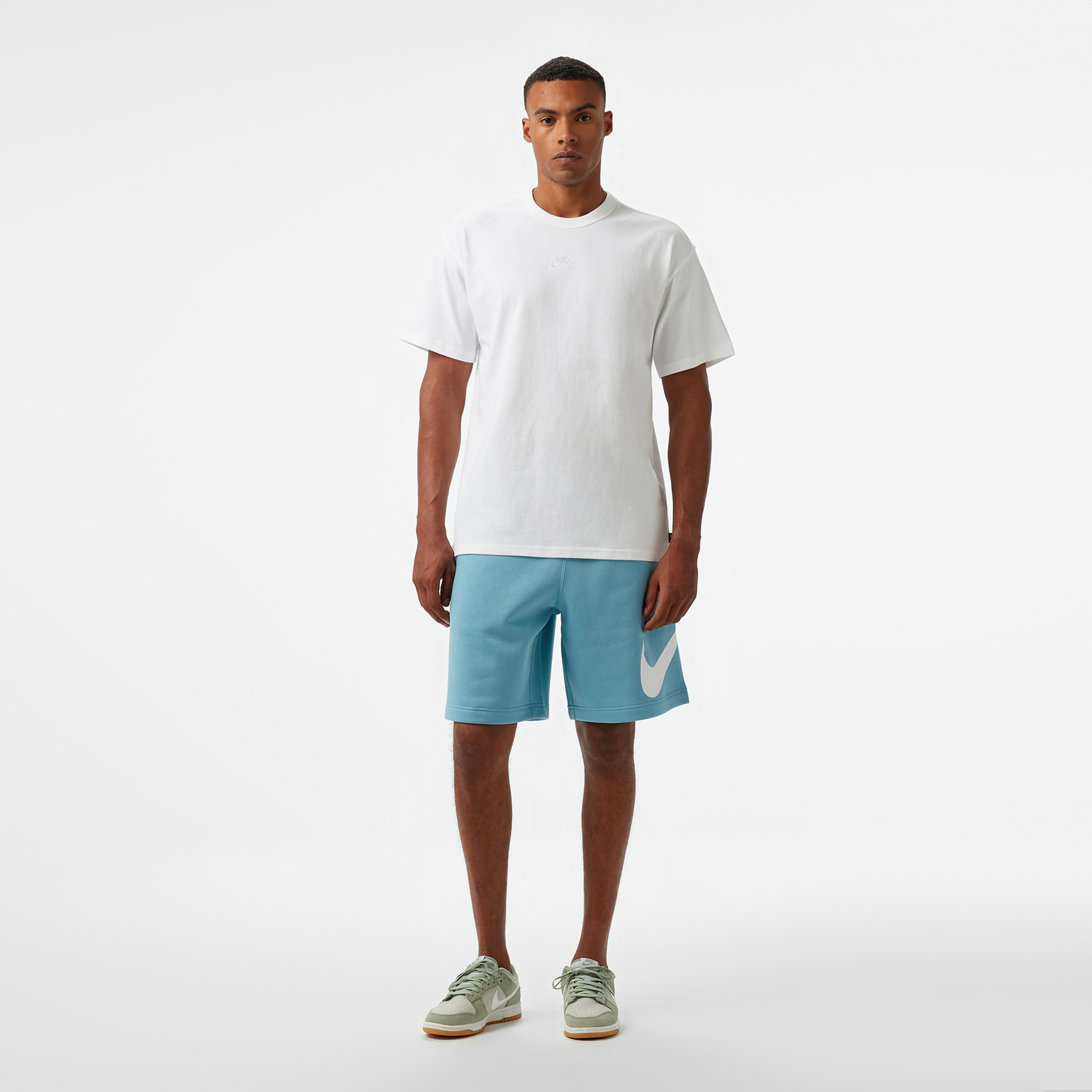 Nike Club Erkek Mavi Şort