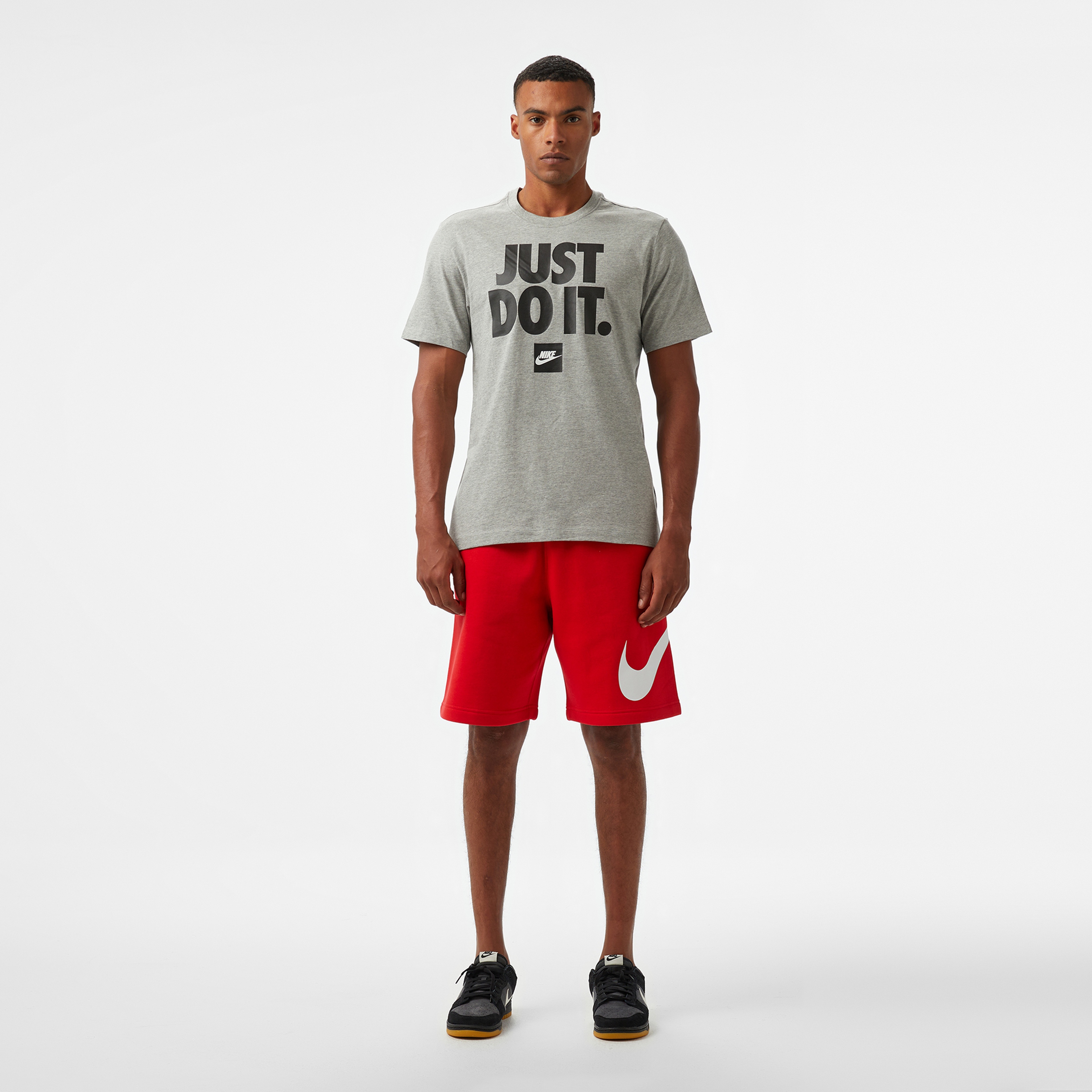 Nike Club Erkek Kırmızı Şort