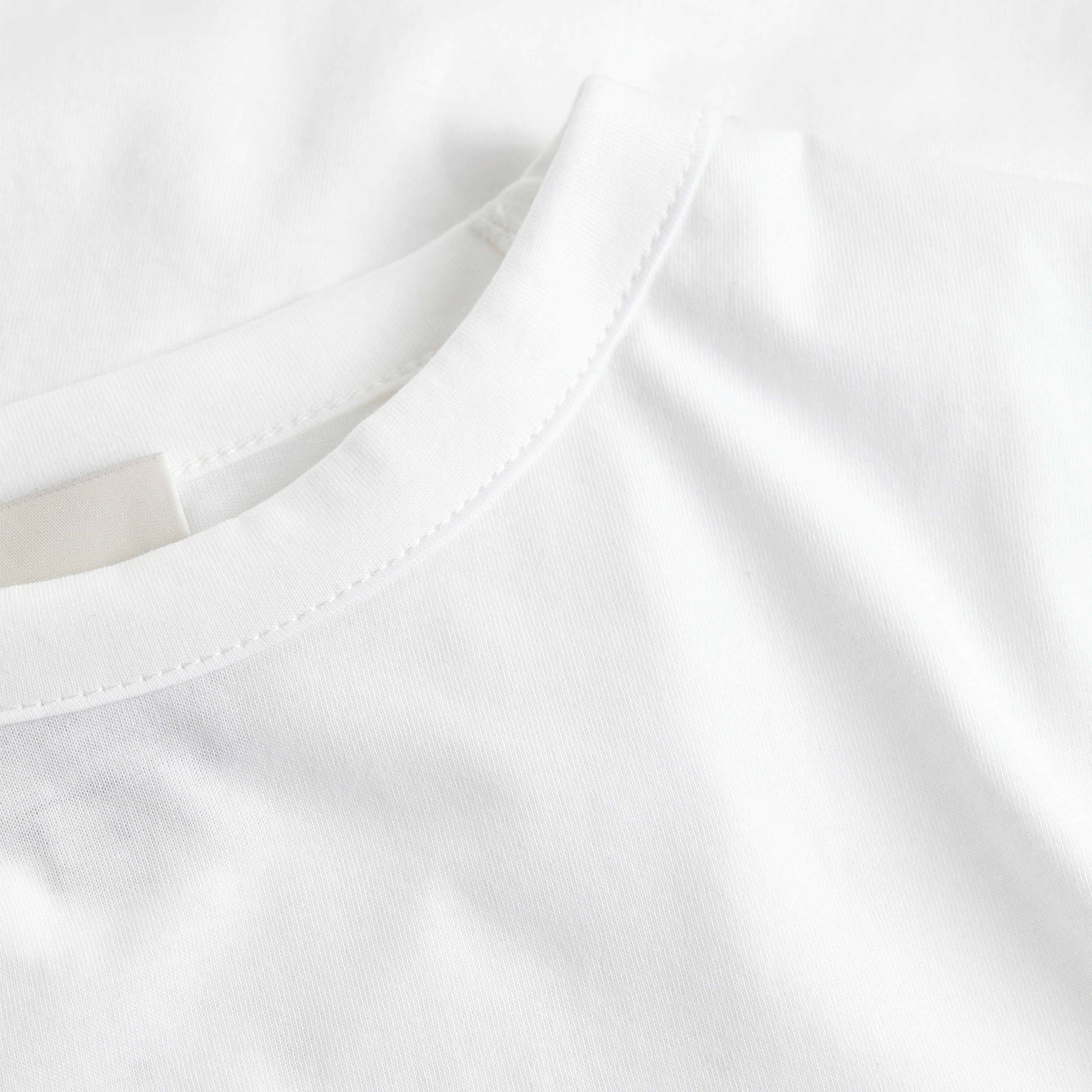 Calvin Klein Graphic Slim Kadın Beyaz T-Shirt