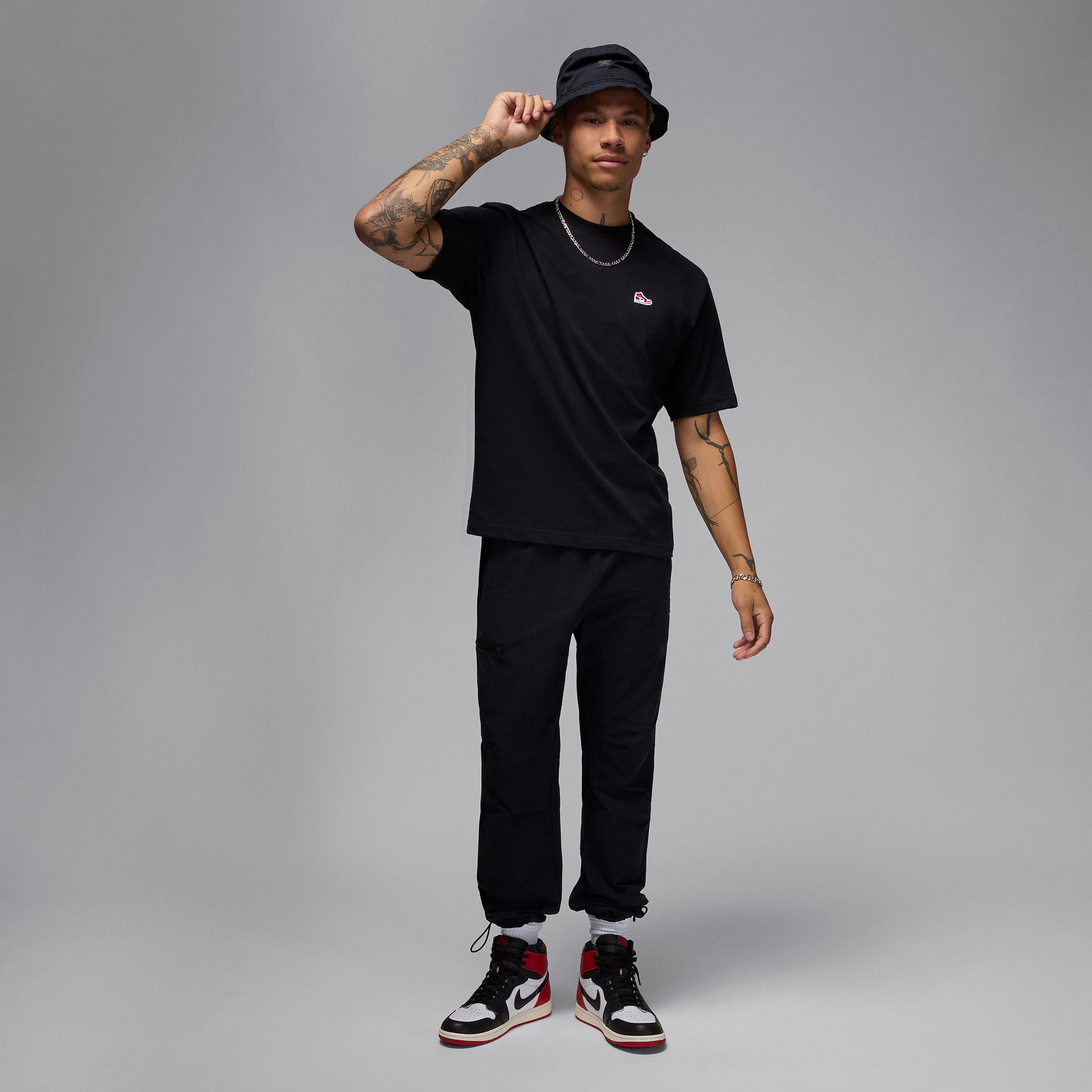 Jordan Brand Sneaker Yamalı Erkek Siyah T-Shirt