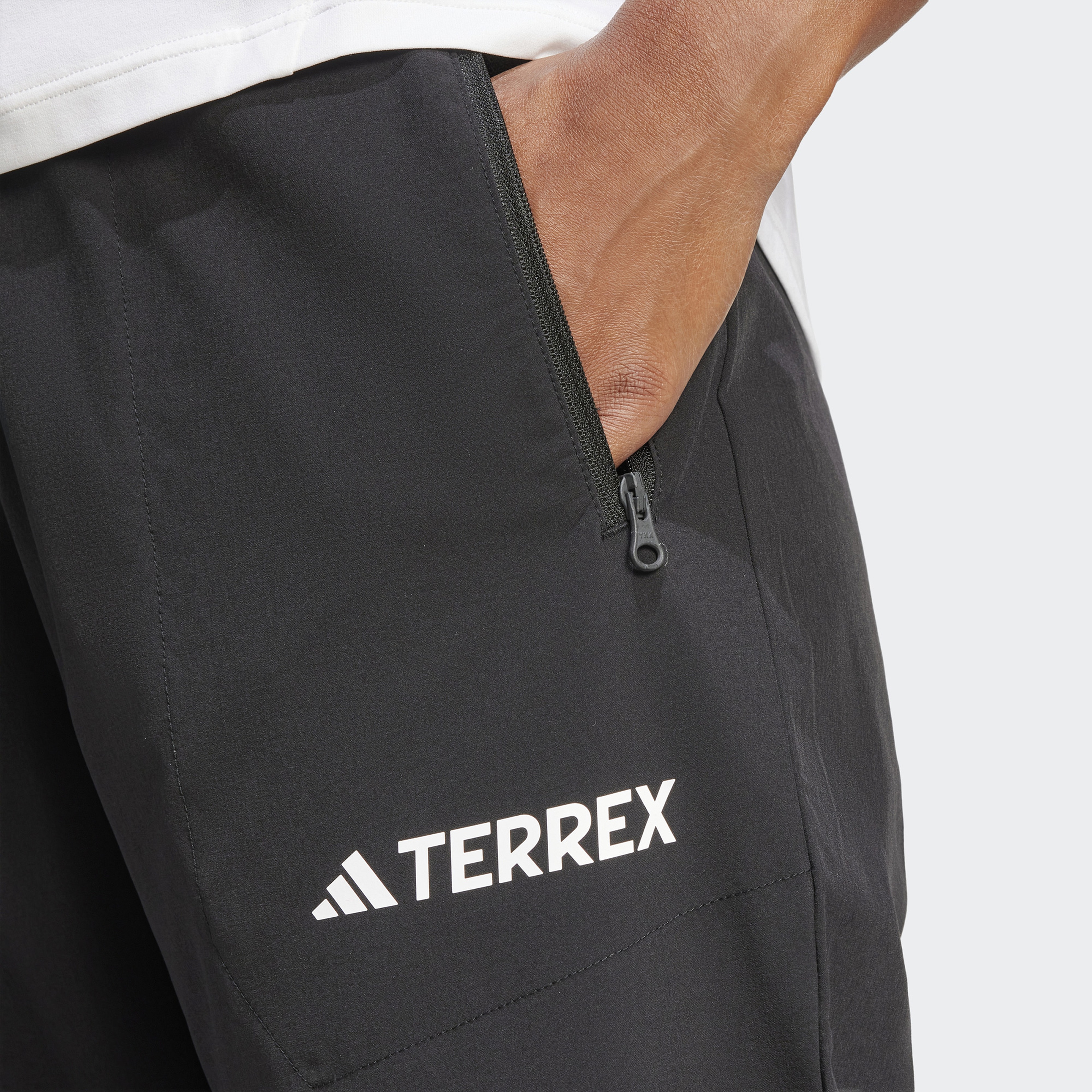 adidas Terrex Multi Essentials Strech Kadın Siyah Eşofman