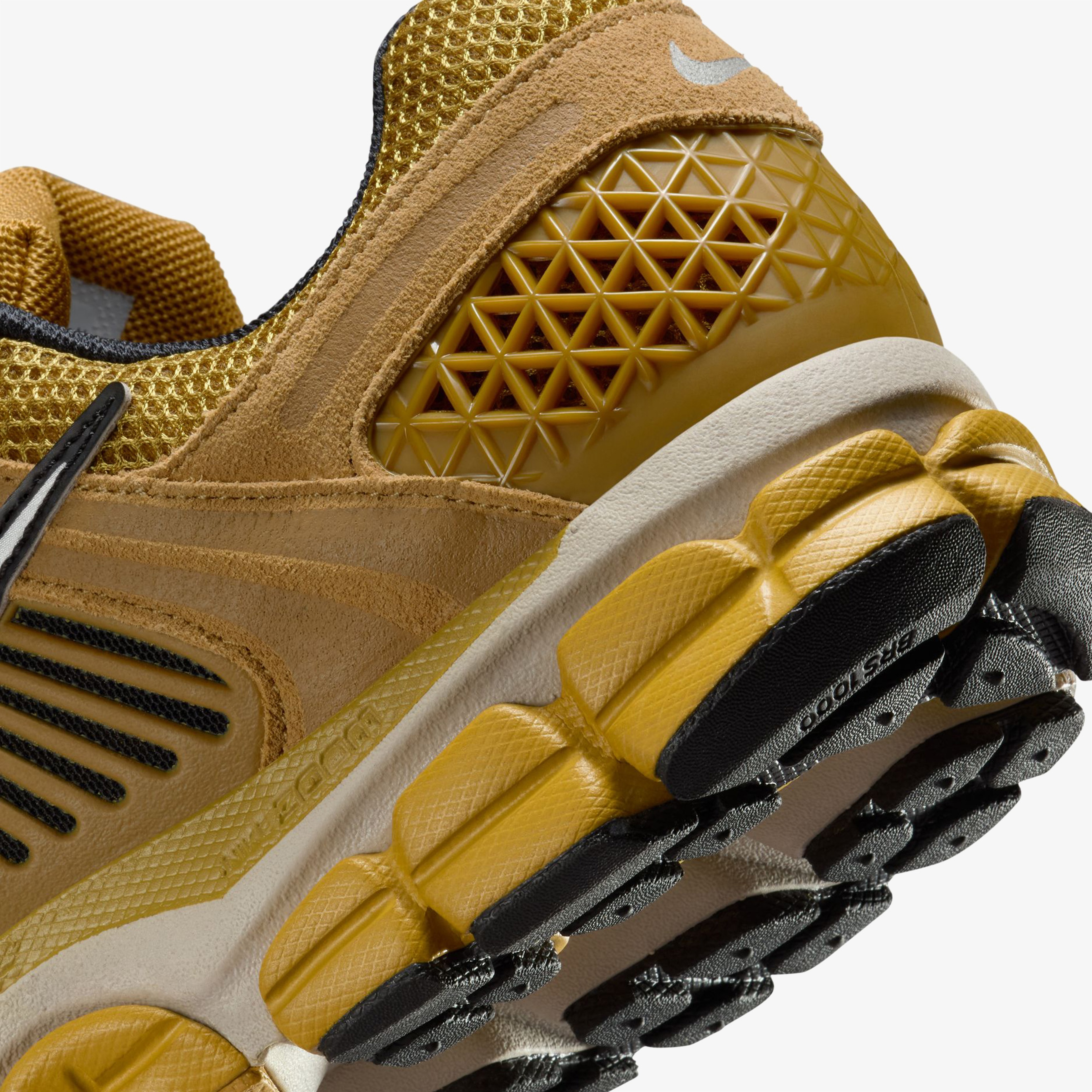 Nike Zoom Vomero 5 Erkek Kahverengi Spor Ayakkabı