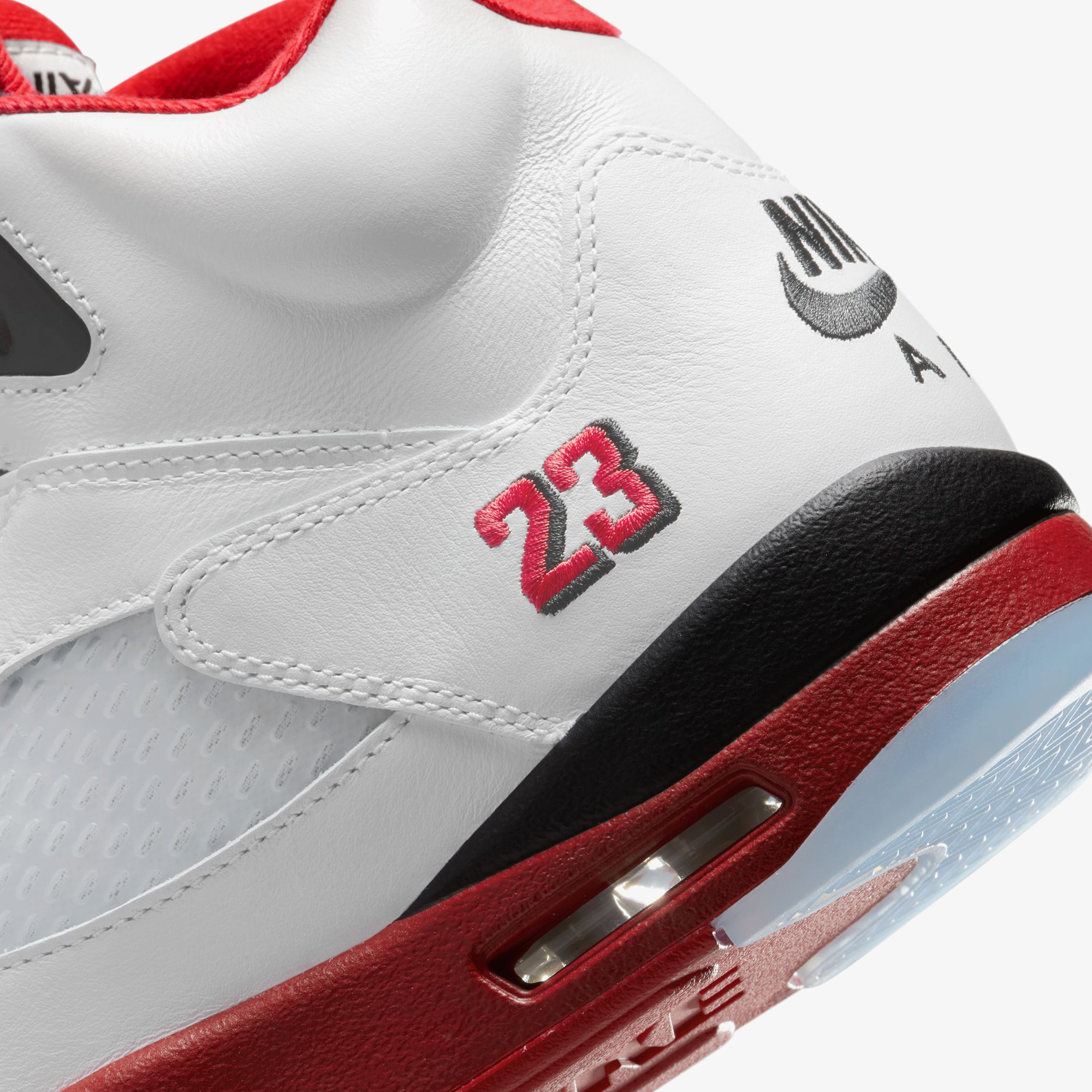 Nike Air Jordan Retro 5 Erkek Beyaz Spor Ayakkabı