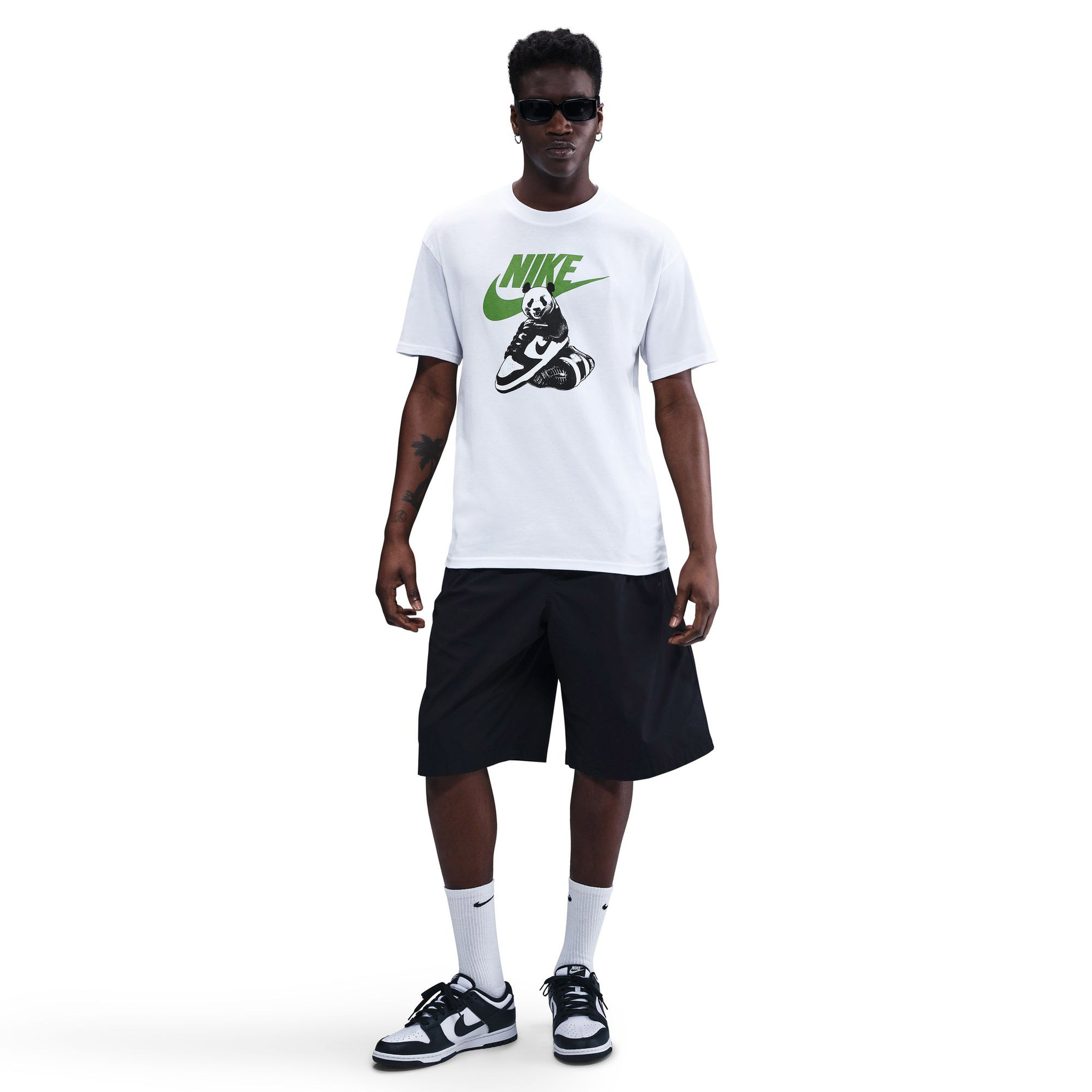 Nike Sportswear Panda Erkek Beyaz T-Shirt