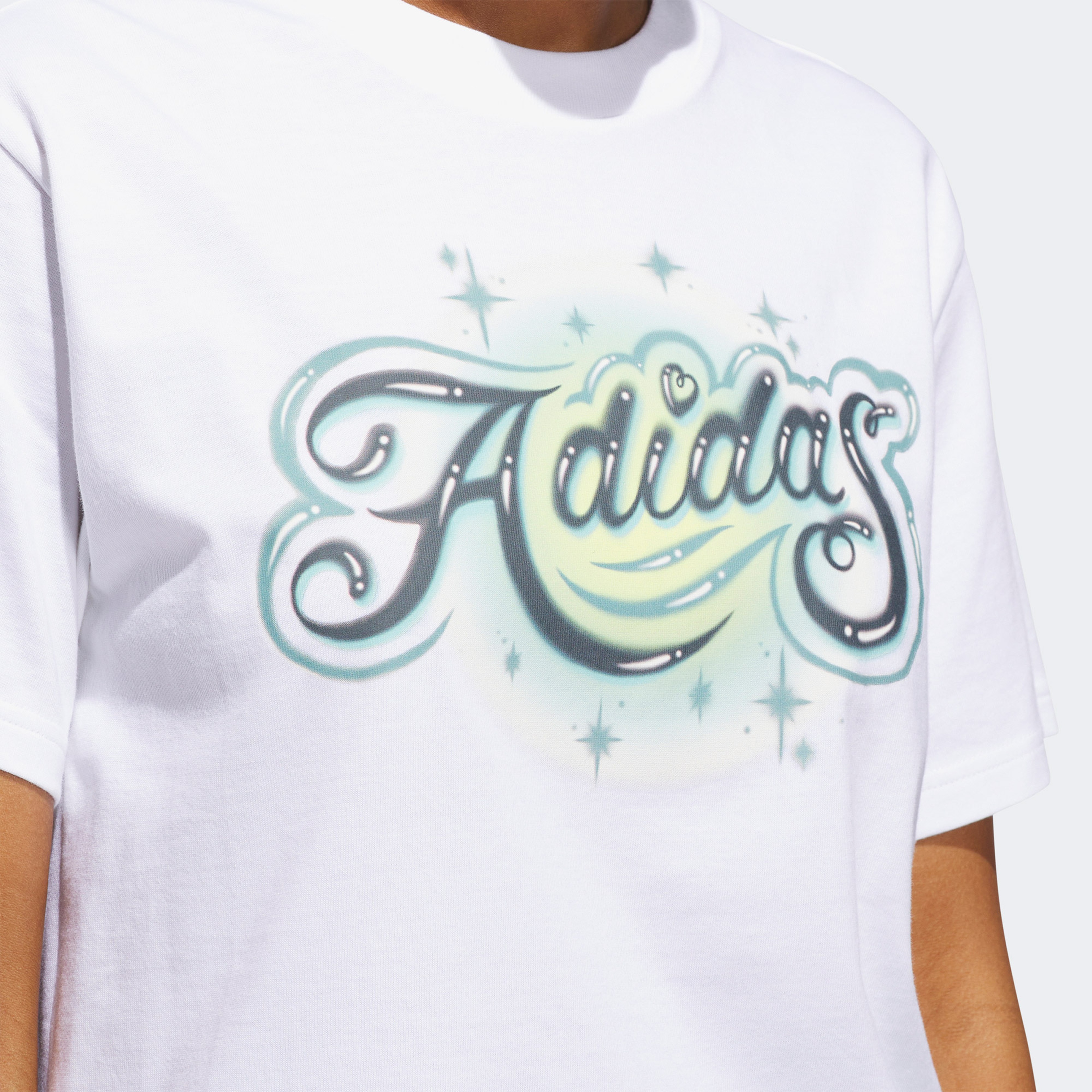 adidas Airbrush Kadın Beyaz T-Shirt