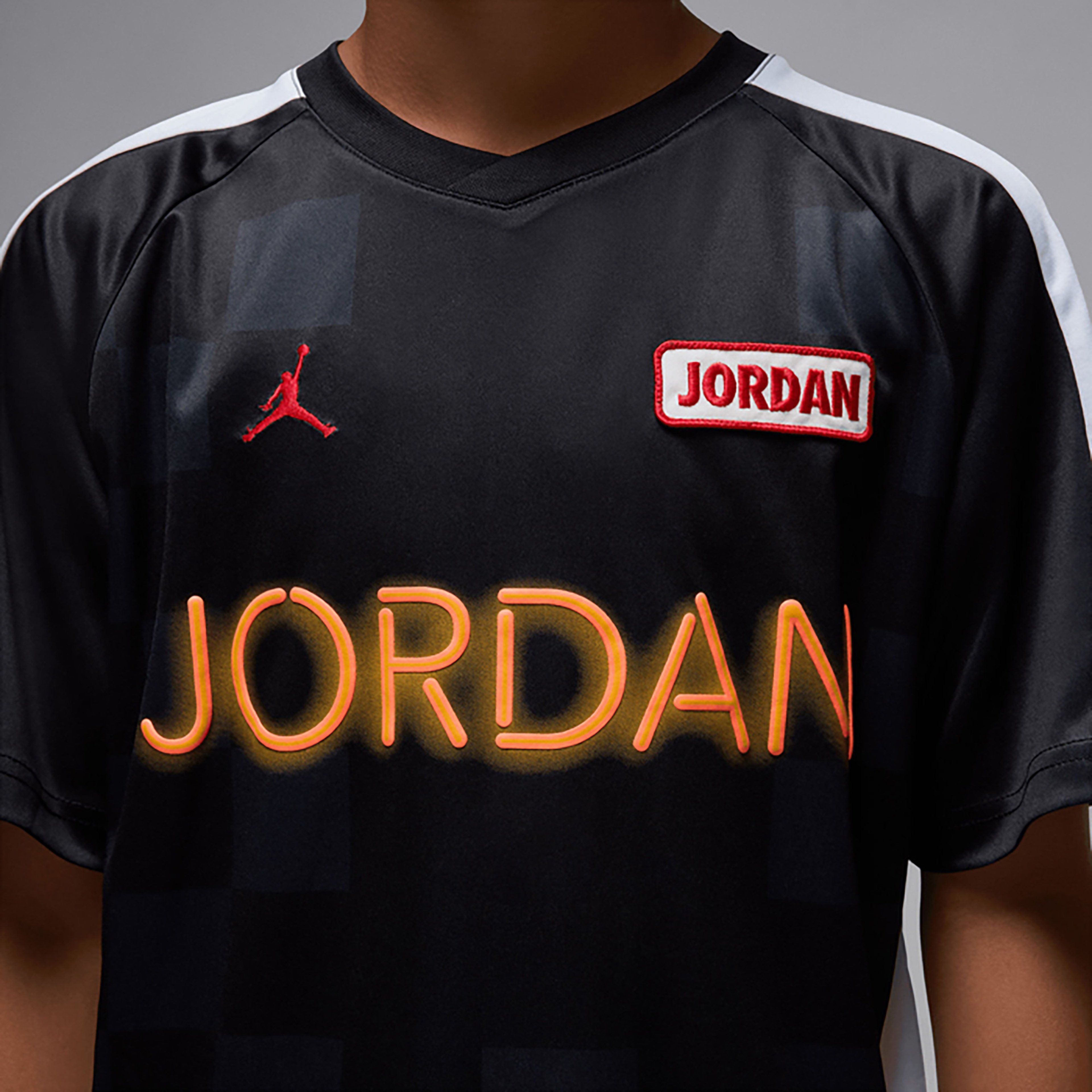 Jordan Deep Dish Pullover Çocuk Siyah T-Shirt