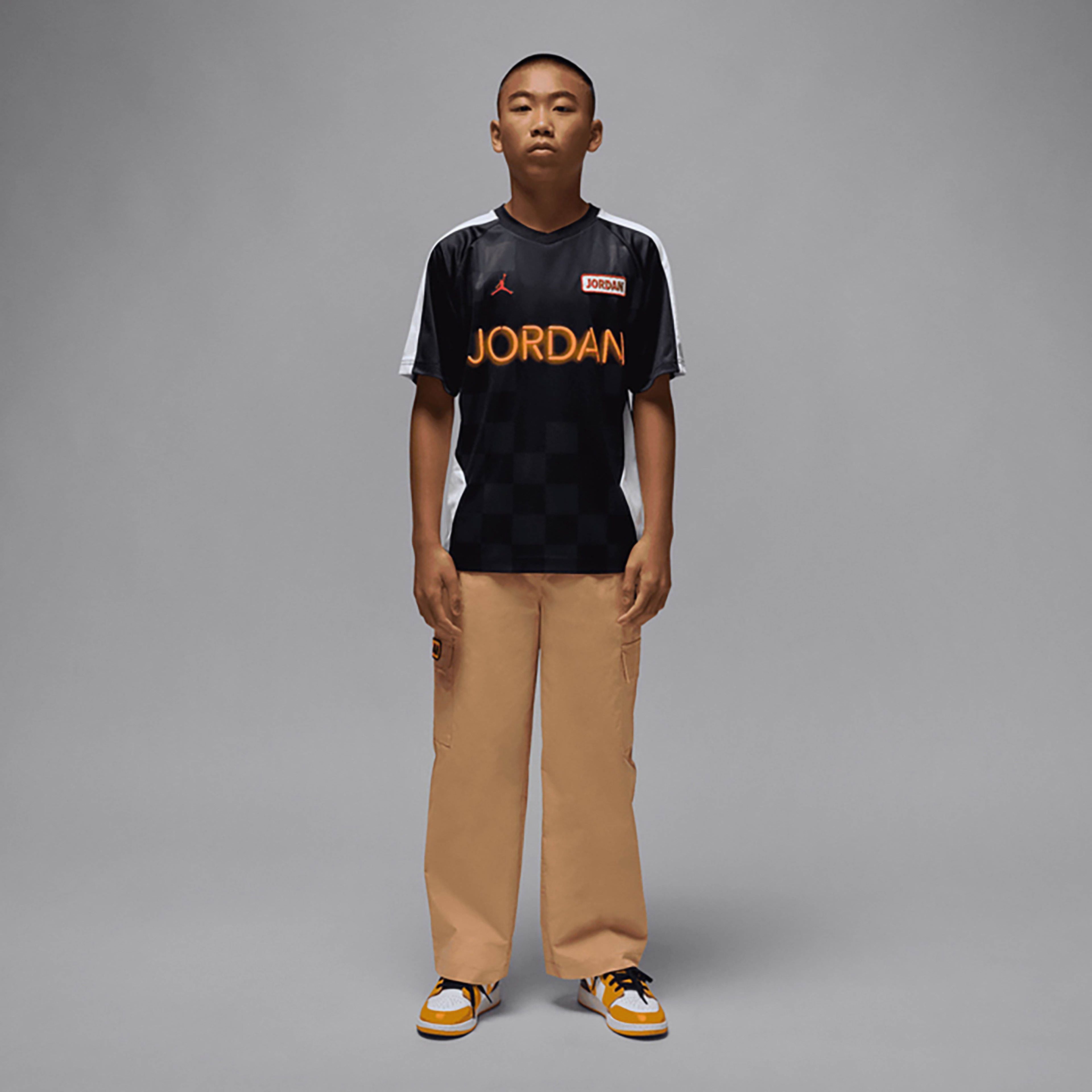 Jordan Deep Dish Pullover Çocuk Siyah T-Shirt