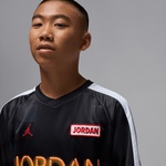 Jordan Deep Dish Pullover Çocuk Siyah T-Shirt