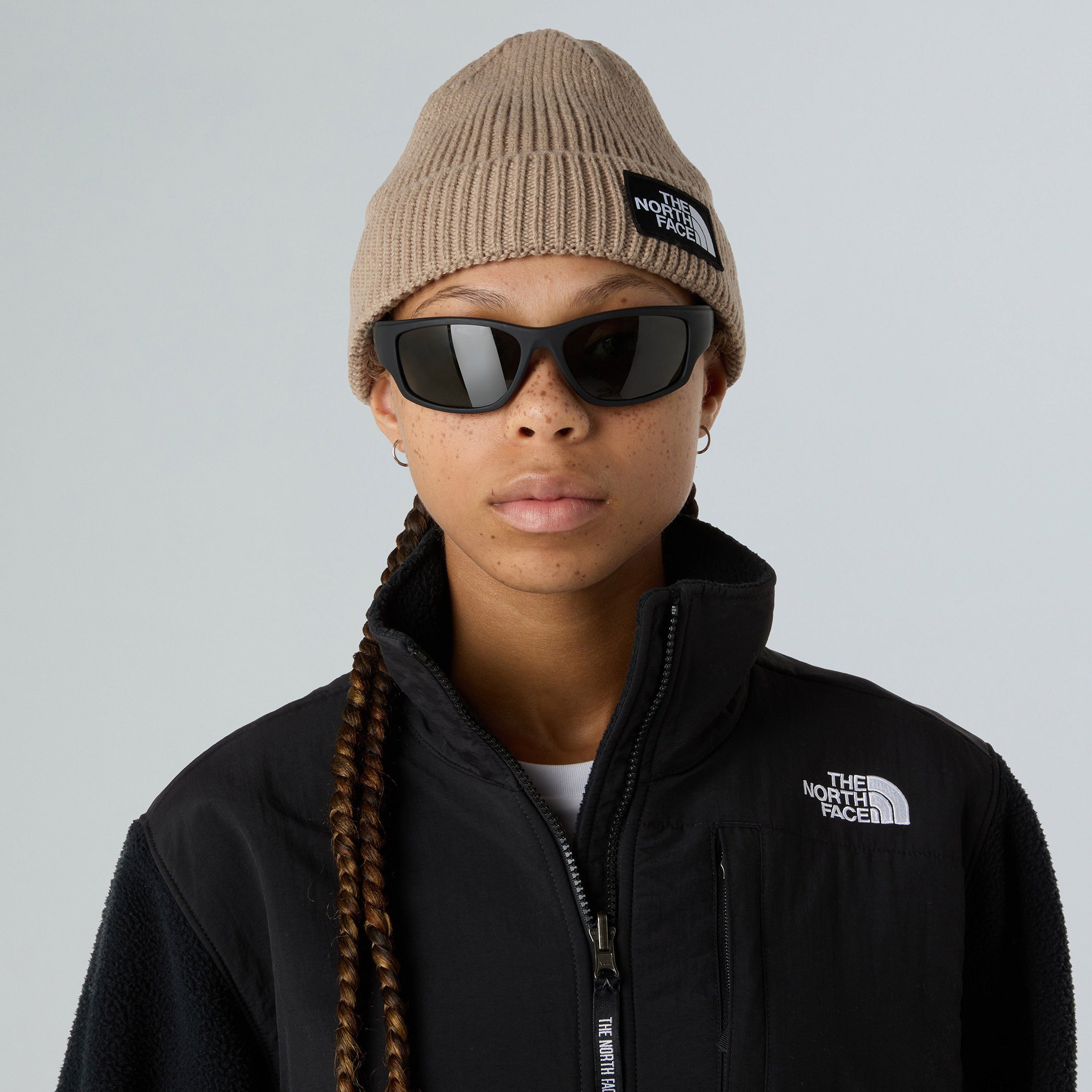 The North Face Logo Box Cuffed Unisex Gri Bere