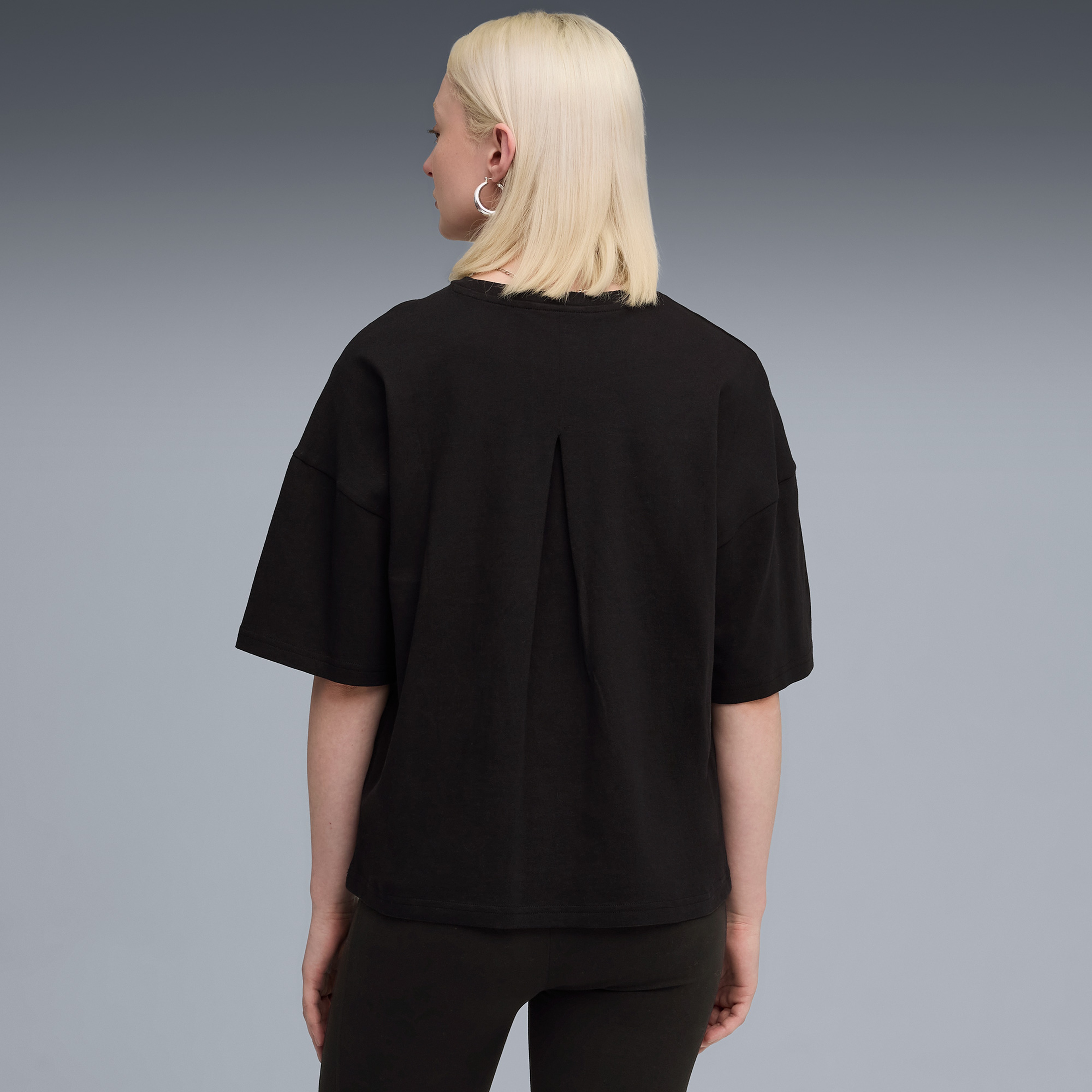 Puma Her Oversized  Kadın Siyah T-Shirt