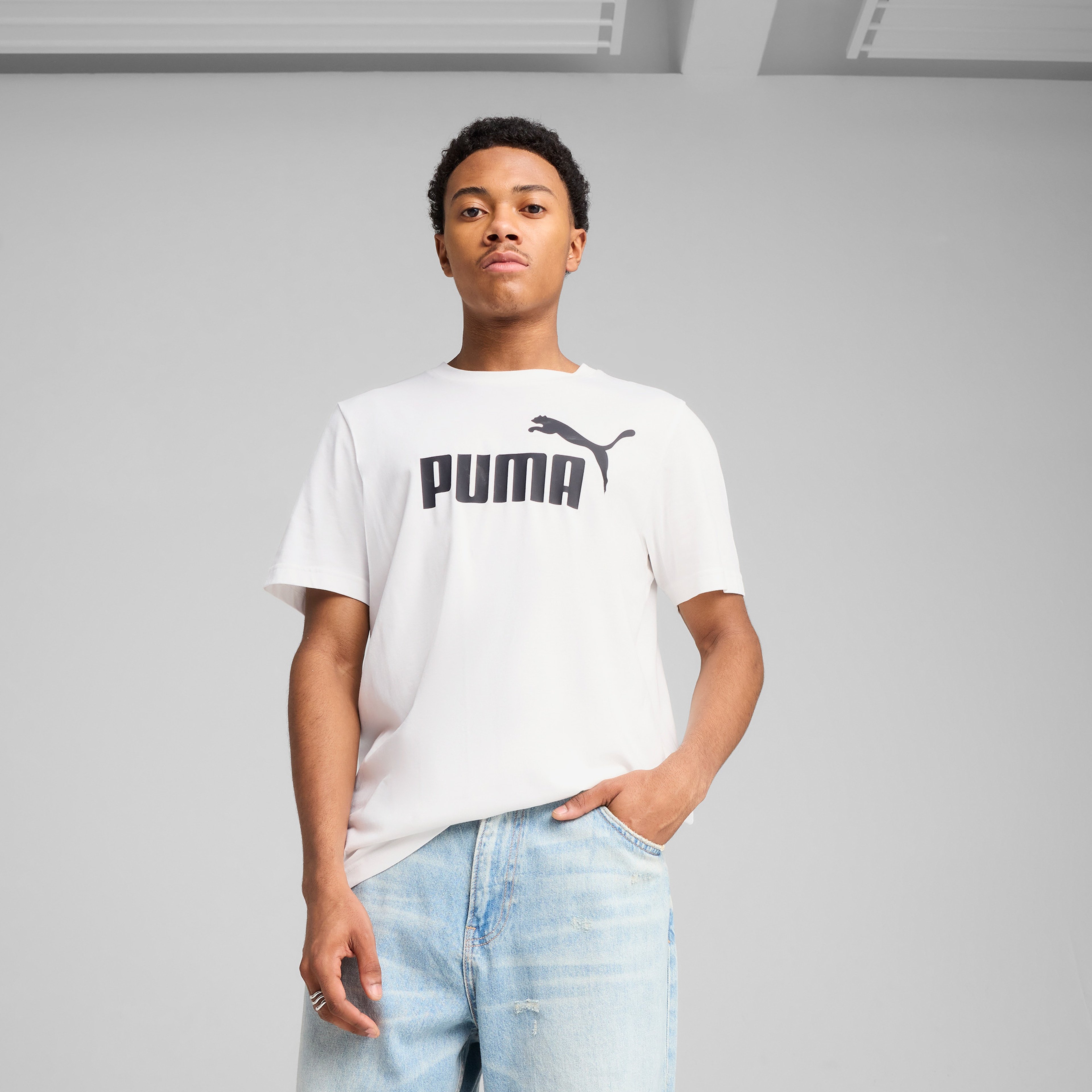 Puma Essentials No. 1 Logo Erkek Beyaz Tişört