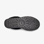 UGG Classic Ultra Mini Maxi Curly Kadın Siyah Bot