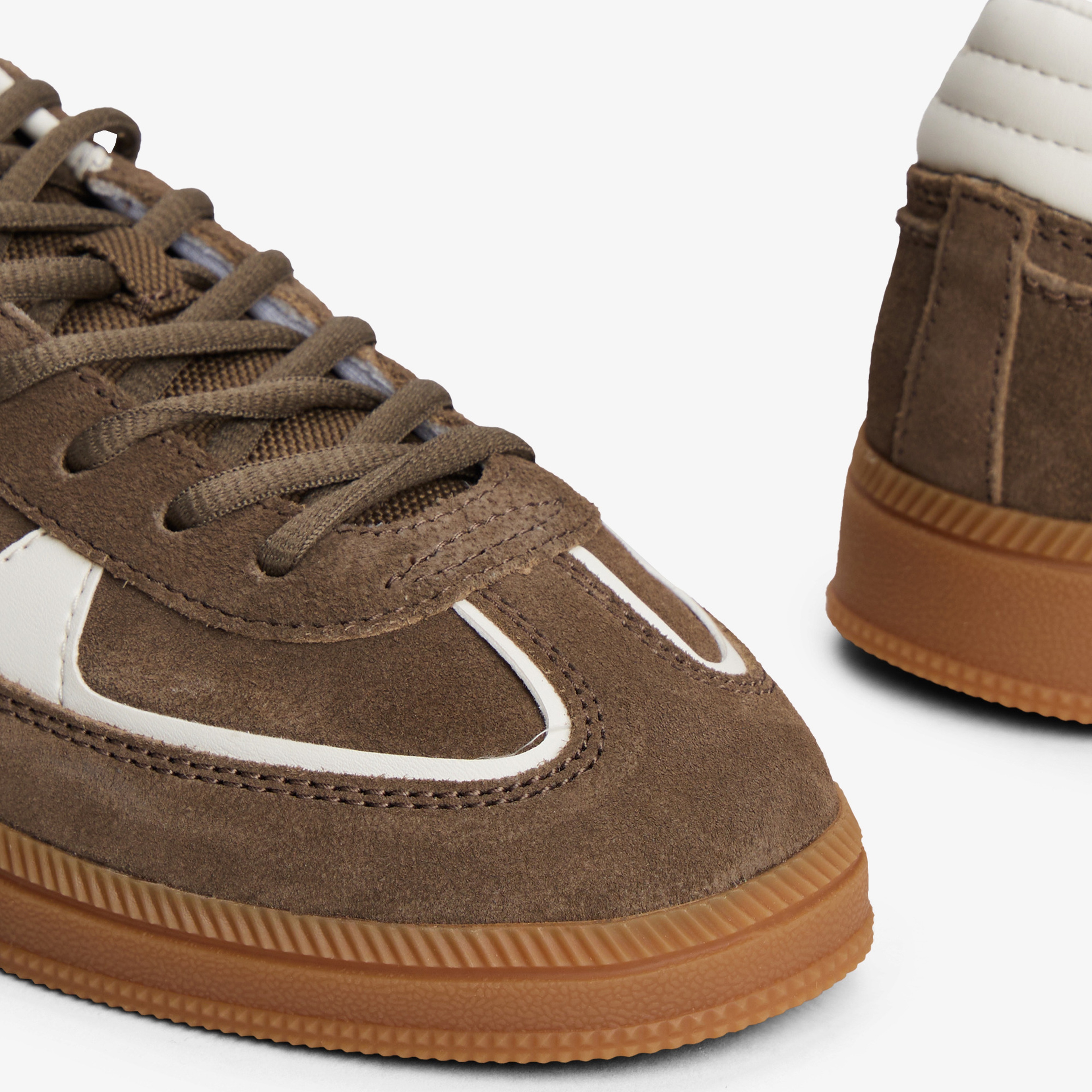 Tommy Hilfiger Kadın The Greenwich Edge Süet Kahverengi Sneaker