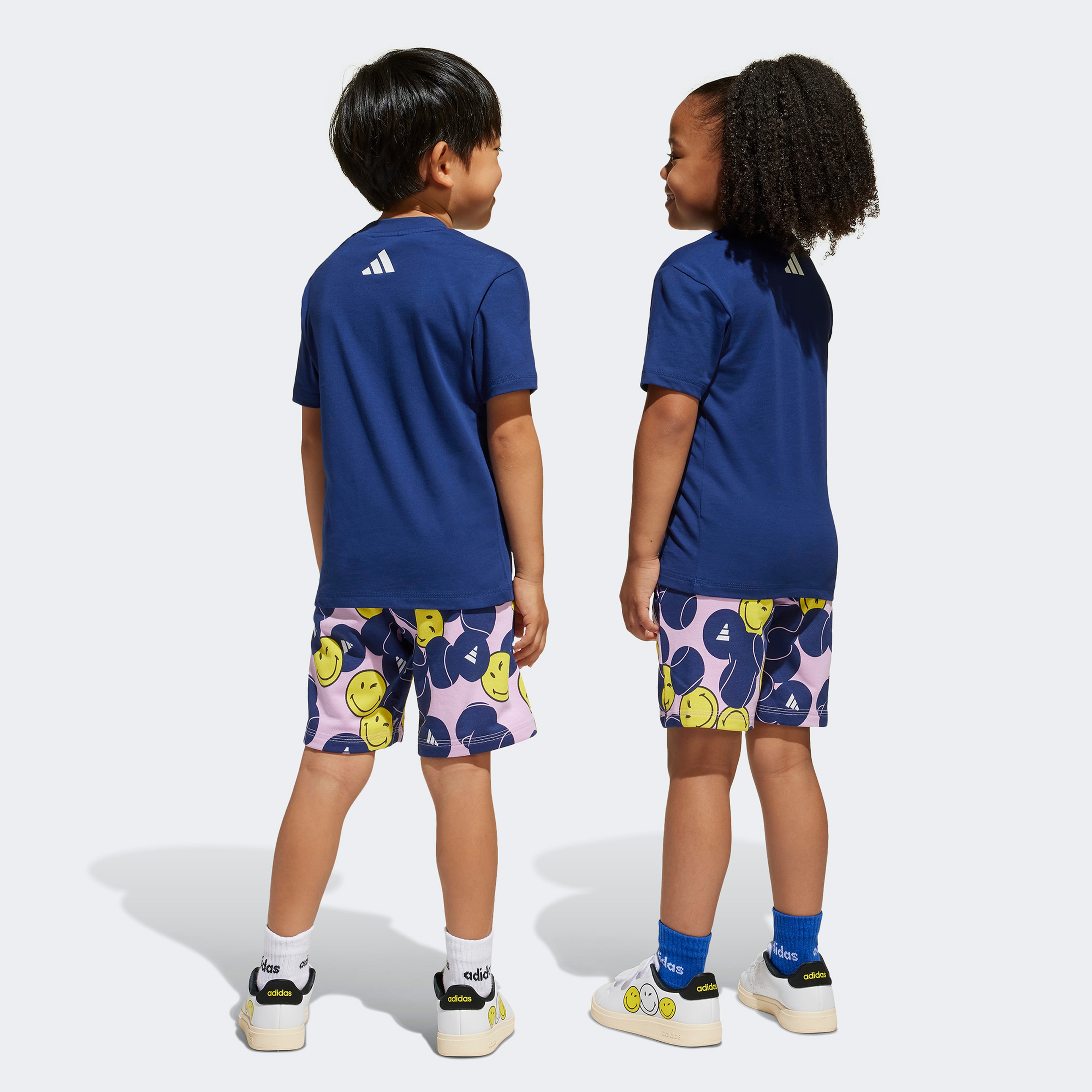 adidas x Smileyworld Çocuk Mavi Eşofman Takımı