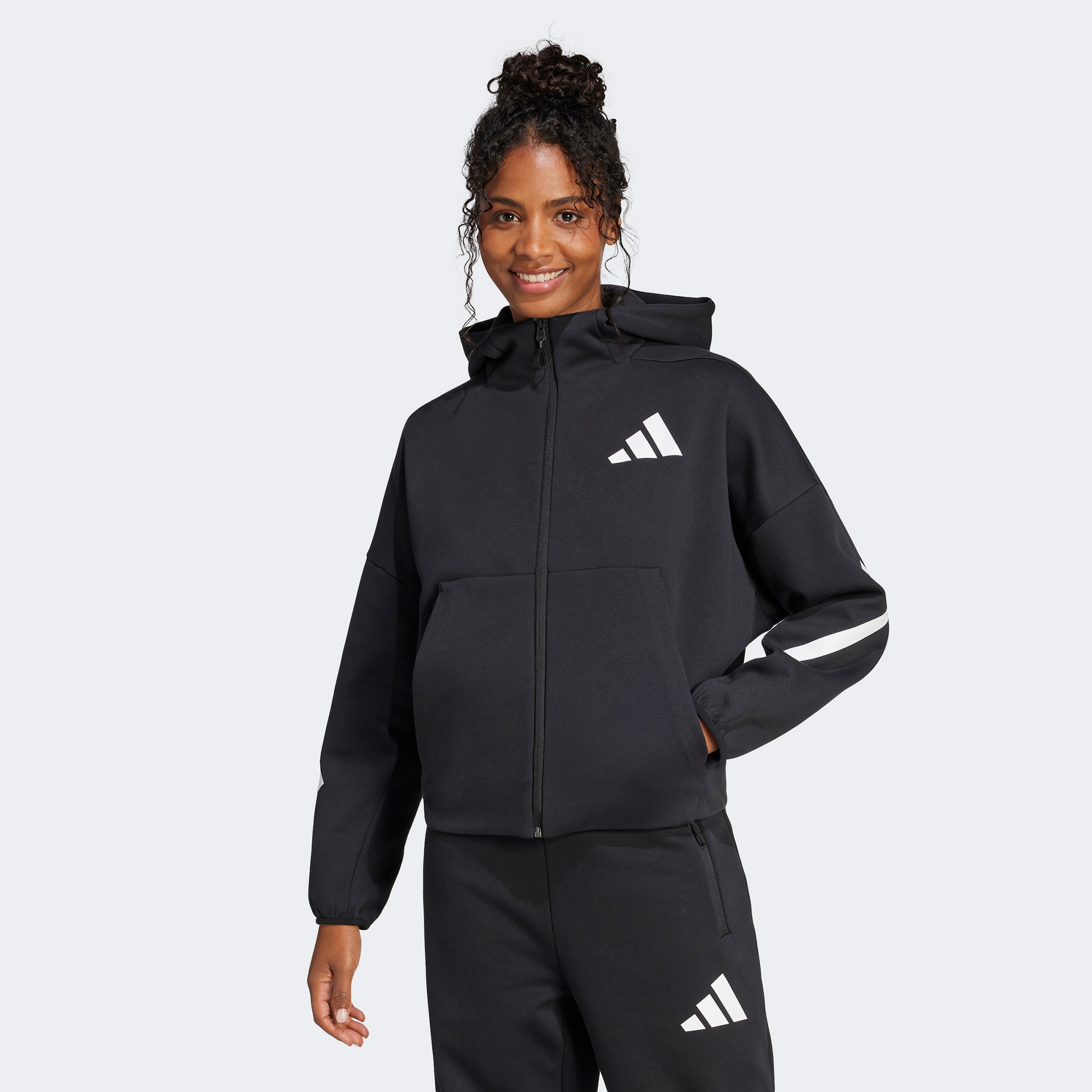 adidas Z.N.E. Full-Zip Kapüşonlu Kadın Siyah Eşofman Üstü