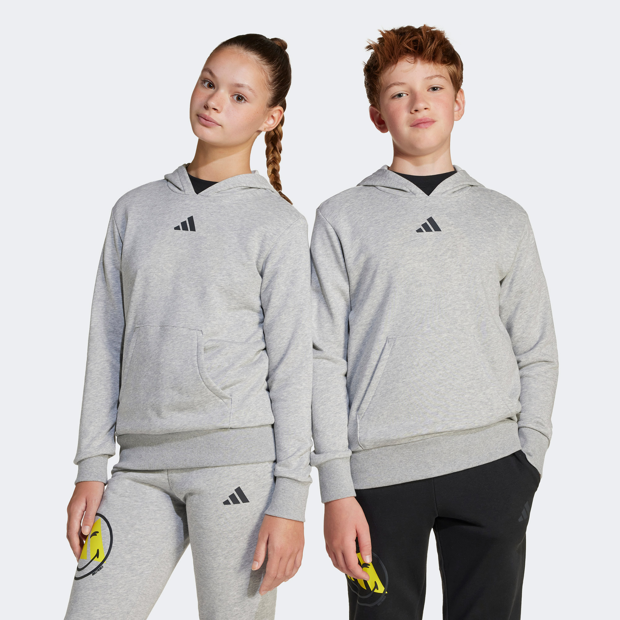 adidas x Smileyworld Genç Çocuk Gri Sweatshirt