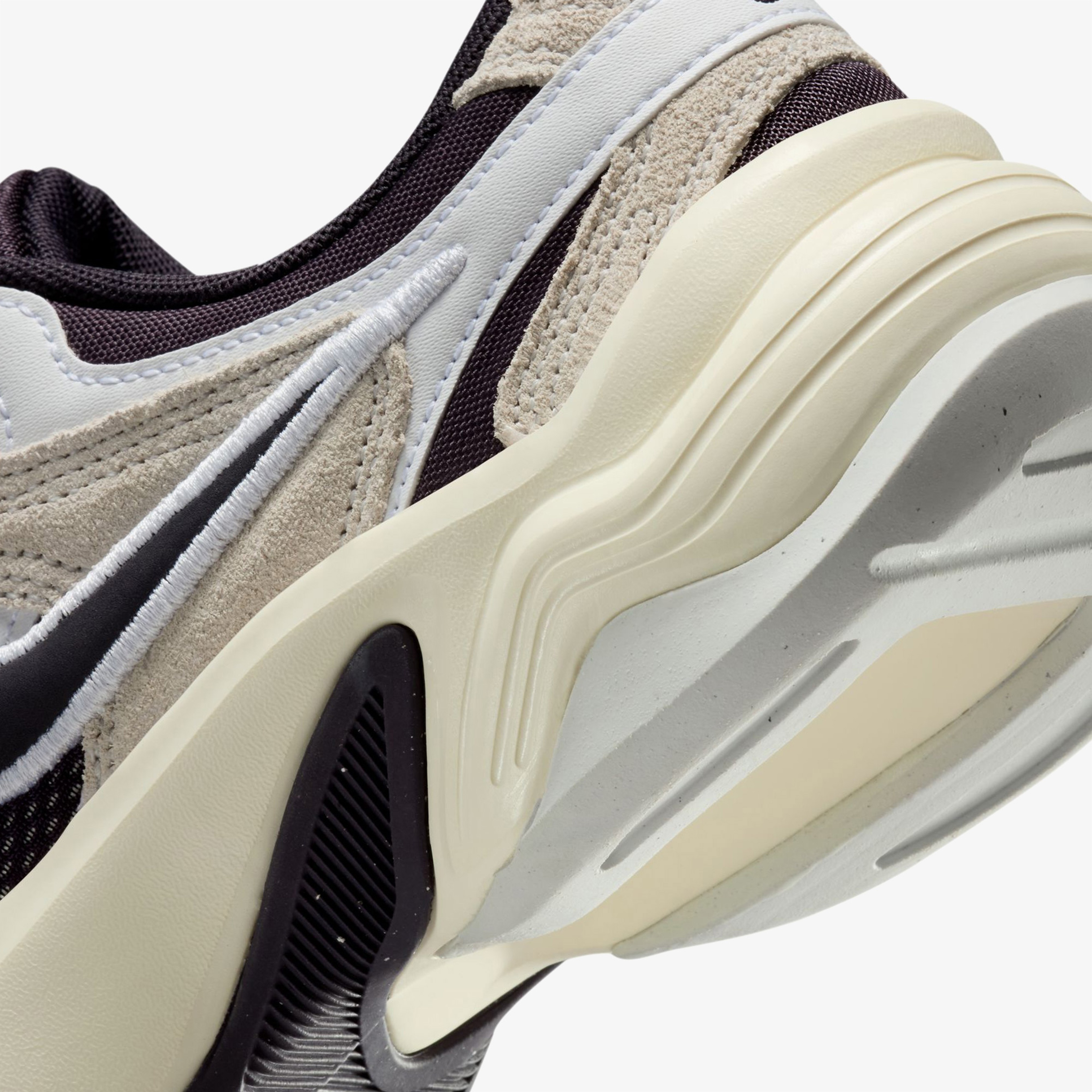 Nike AL8 Kadın Krem/Siyah Spor Ayakkabı