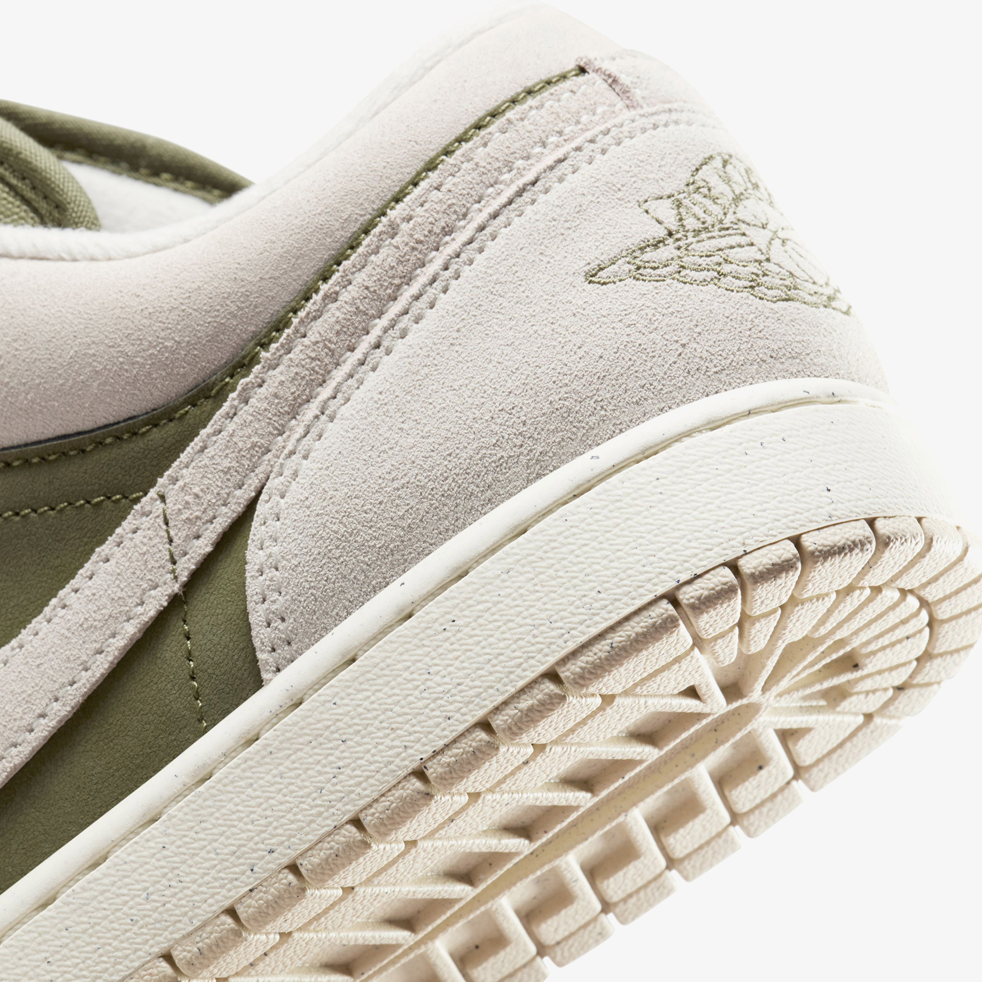 Nike Air Jordan 1 Low 'Medium Olive' SE Erkek Yeşil Spor Ayakkabı