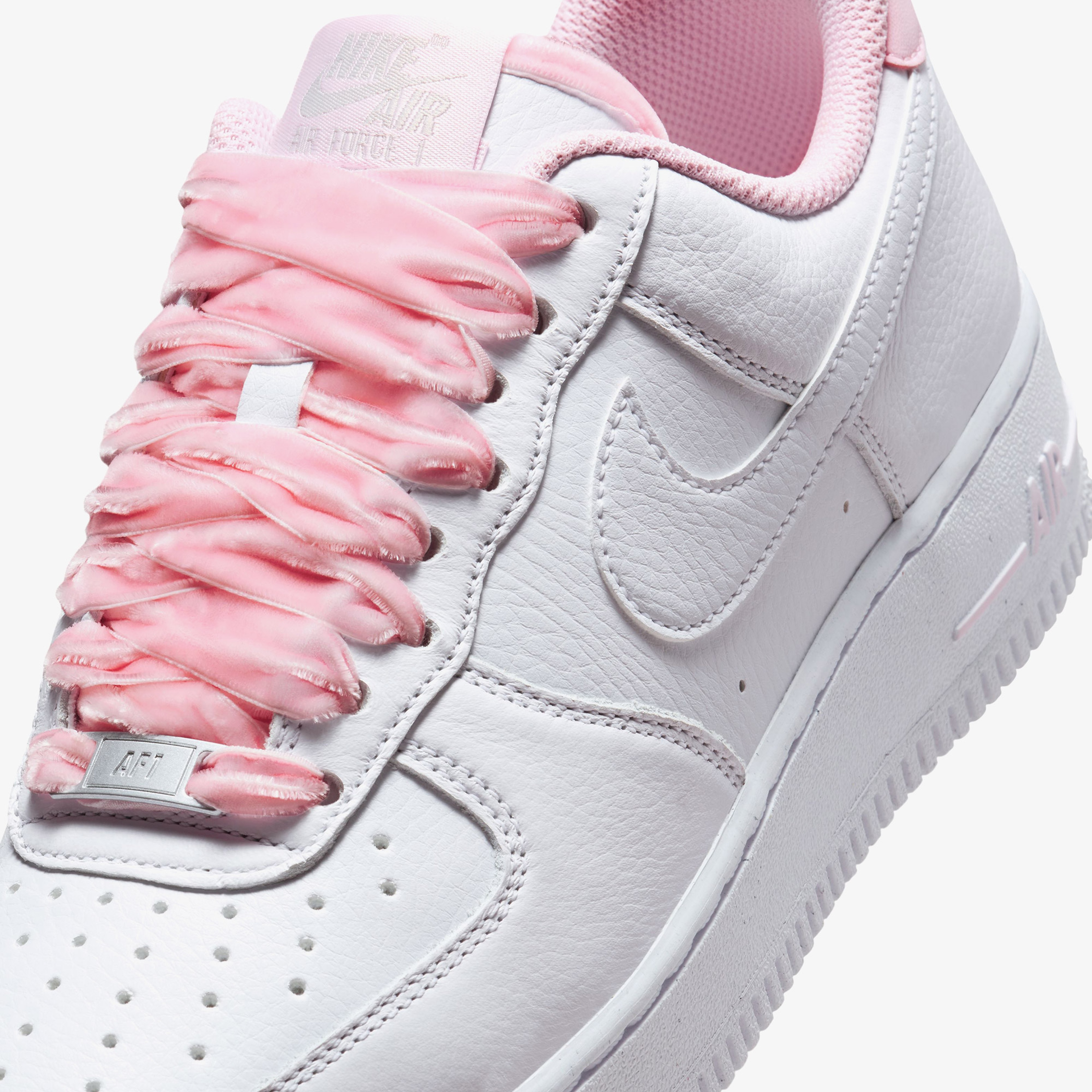 Nike Air Force 1 Low ?Pink Foam? With Ribbon Laces Kadın Beyaz Spor Ayakkabı