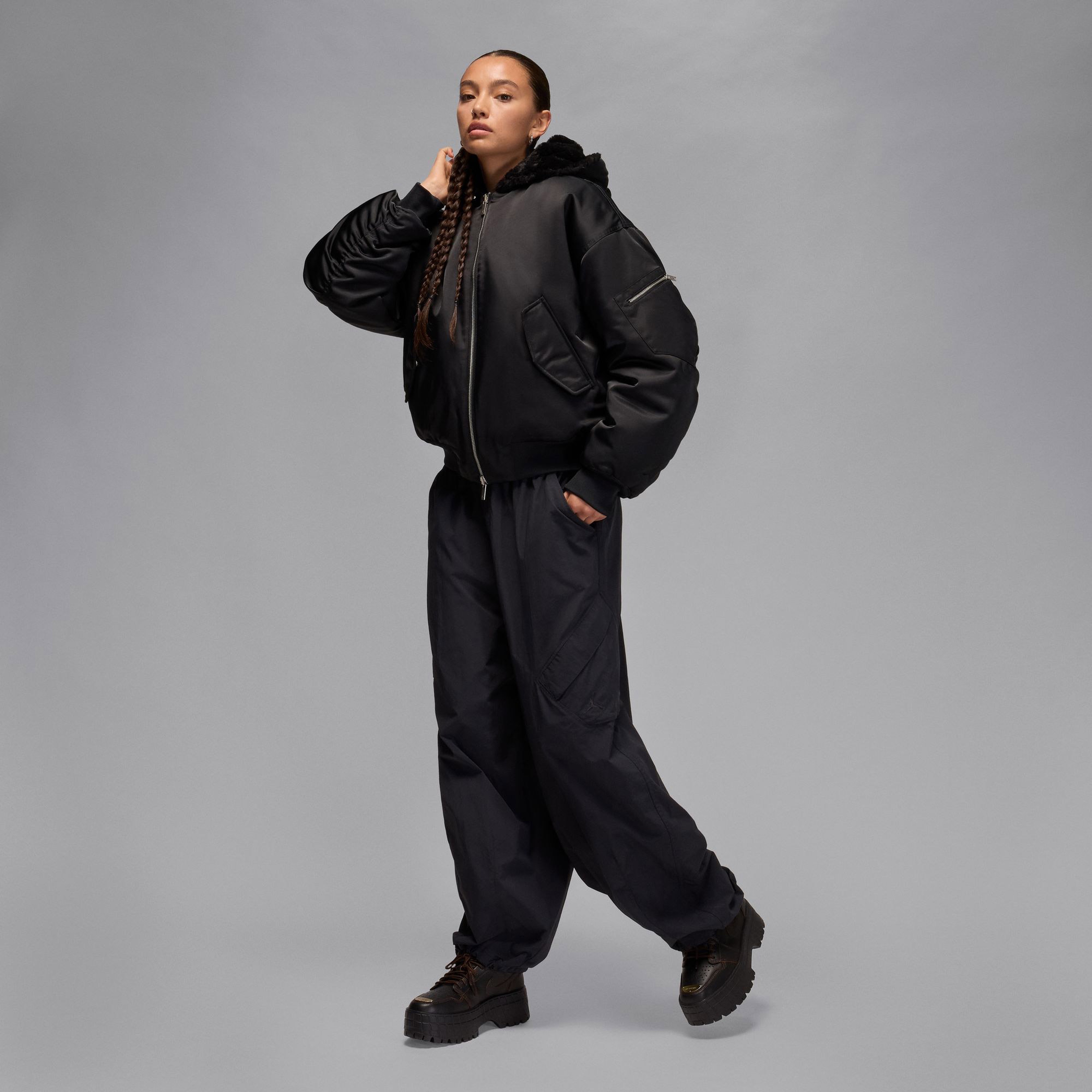 Jordan Air Jordan 1 Brooklyn Low Kadın Siyah Spor Ayakkabı