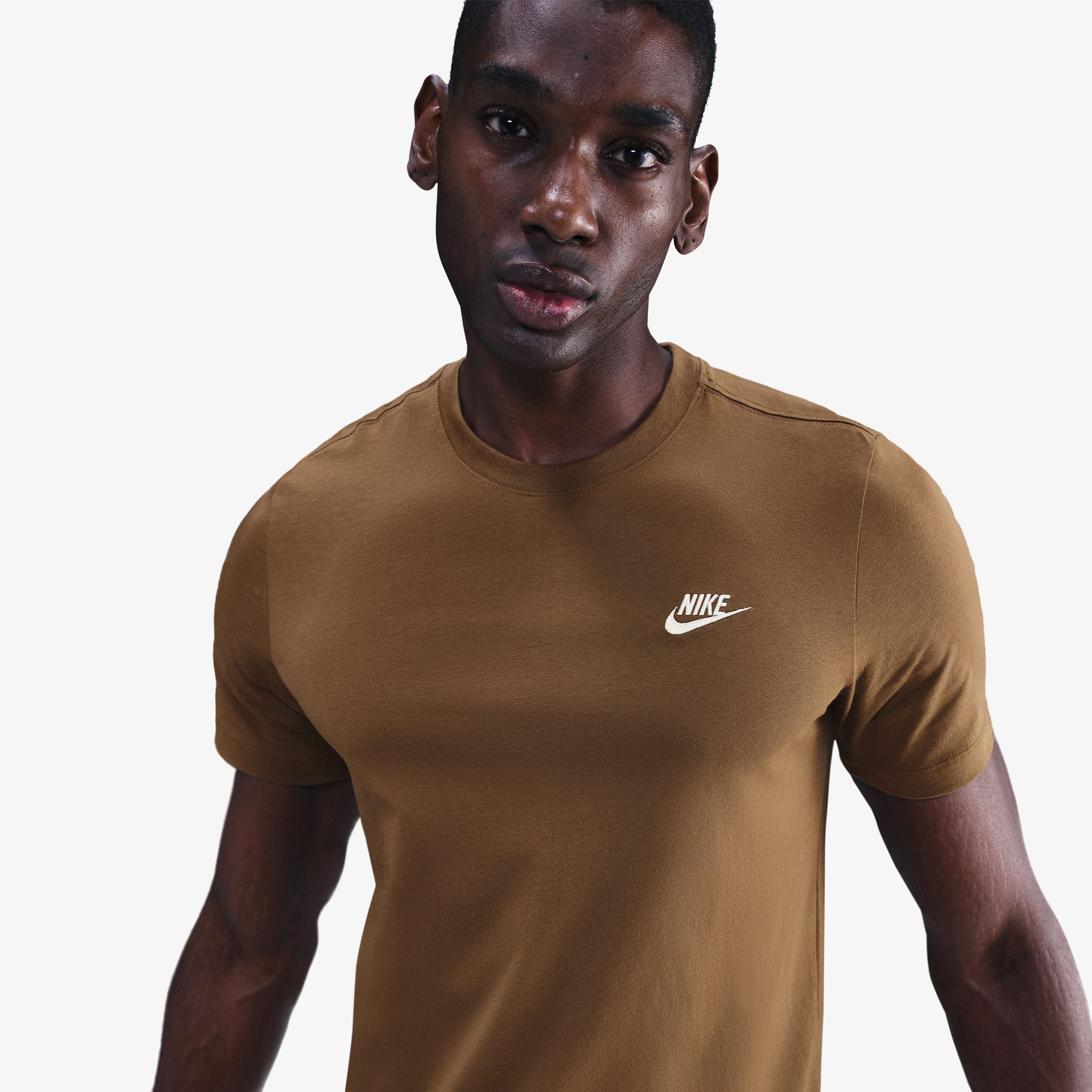 Nike Sportswear Club Erkek Kahverengi T-Shirt