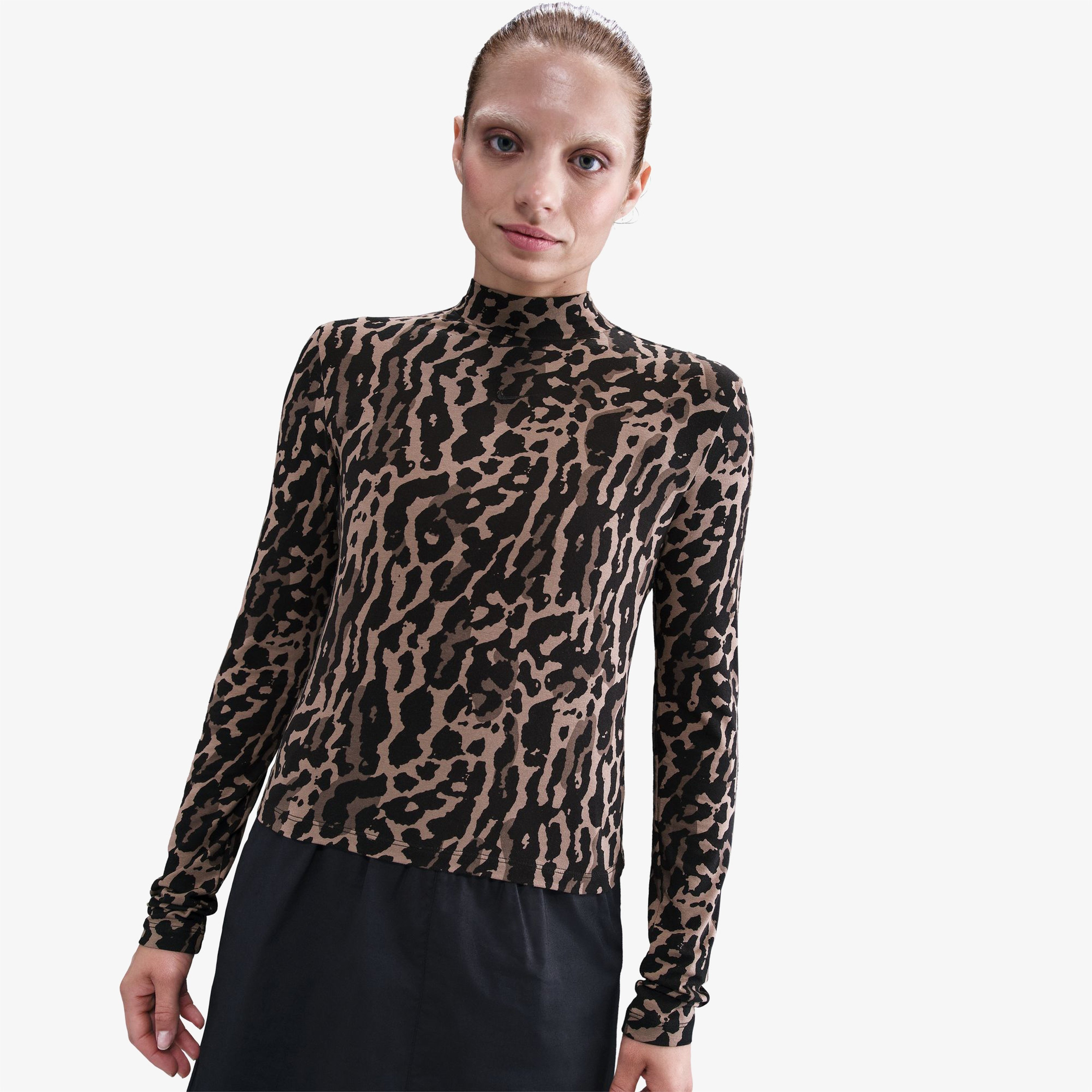 Nike Sportswear Chill Knit Leopar Desenli Kadın Kahverengi Uzun Kollu T-Shirt