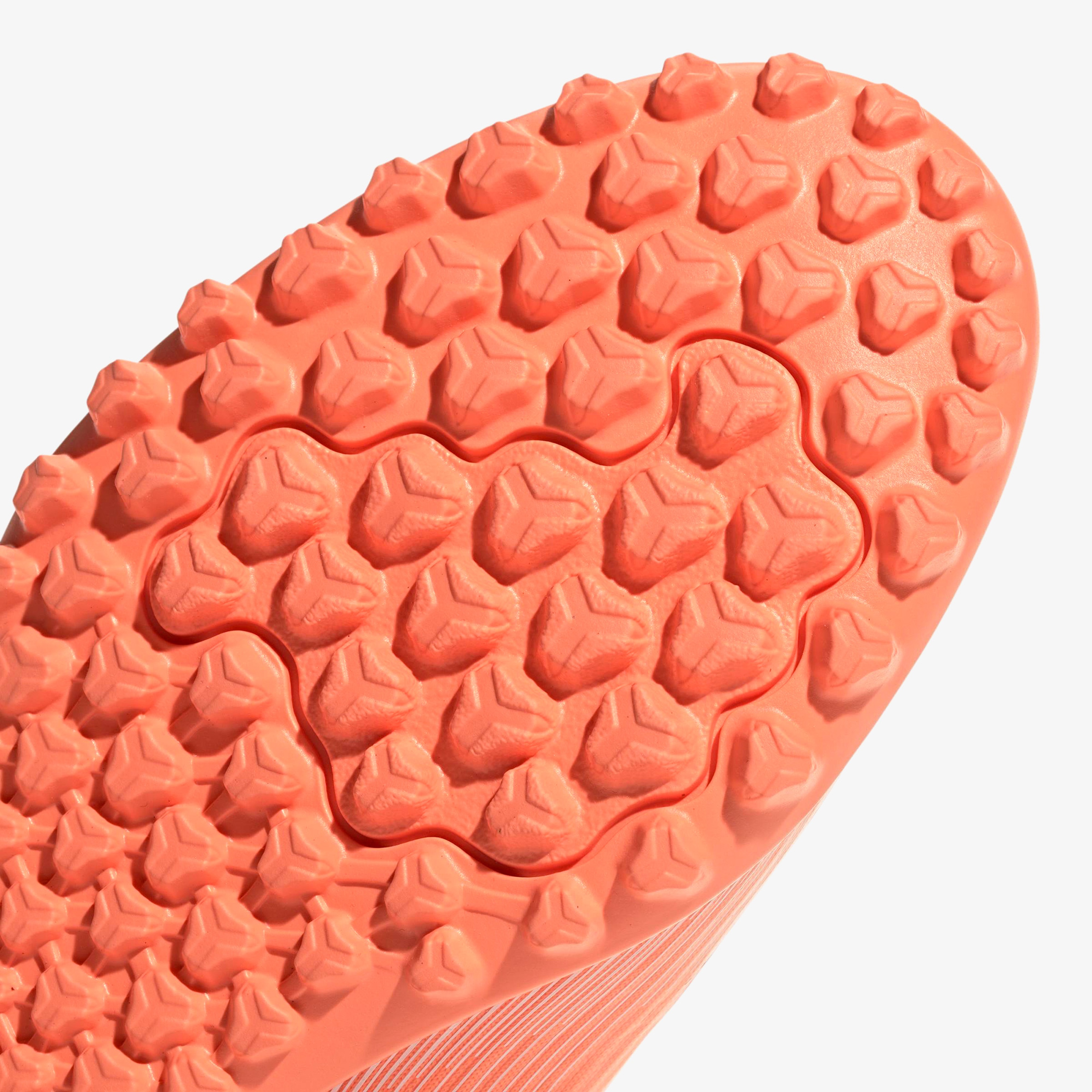 adidas F50 Club Erkek Turuncu Halı Saha Kramponu