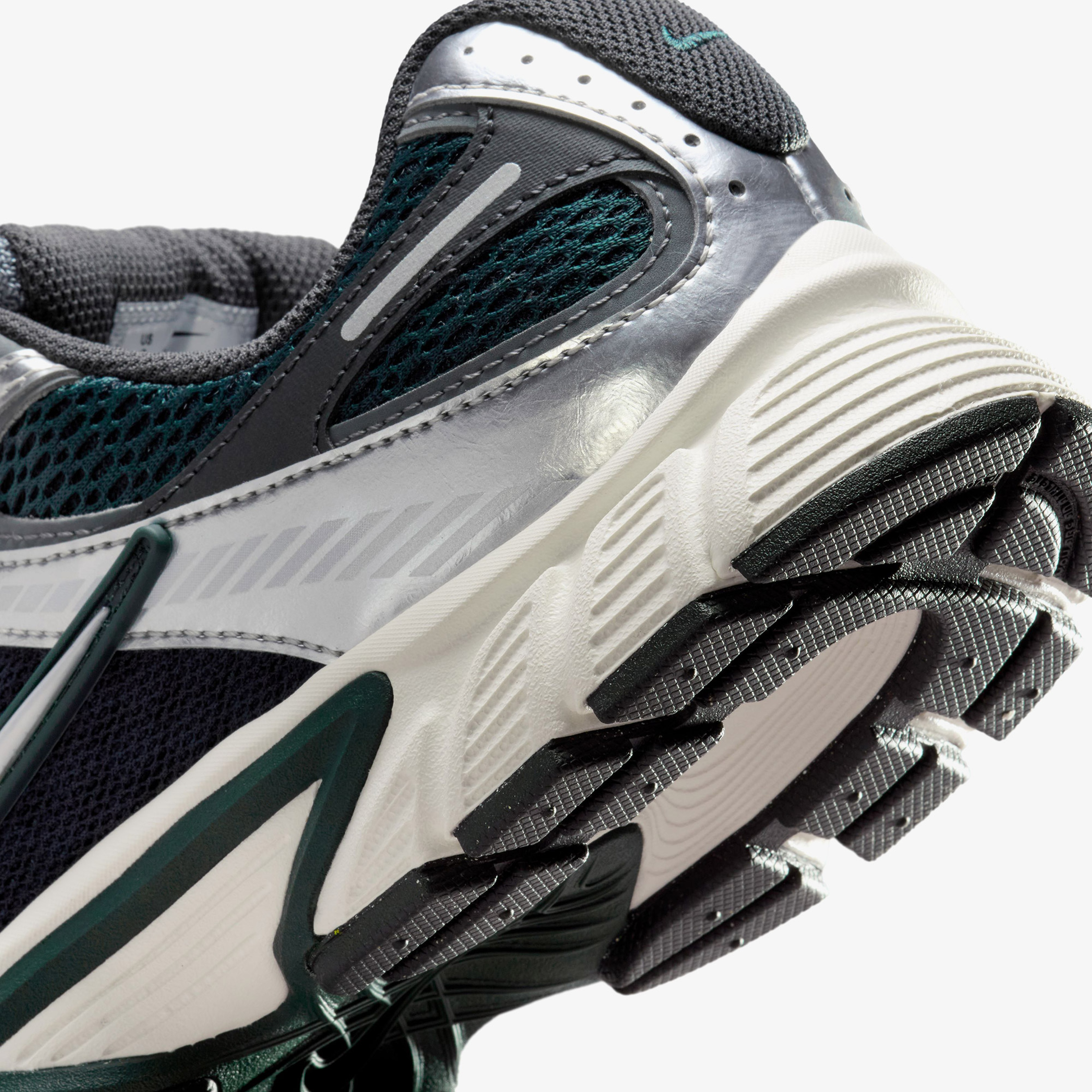 Nike V5 RNR Kadın Yeşil Spor Ayakkabı