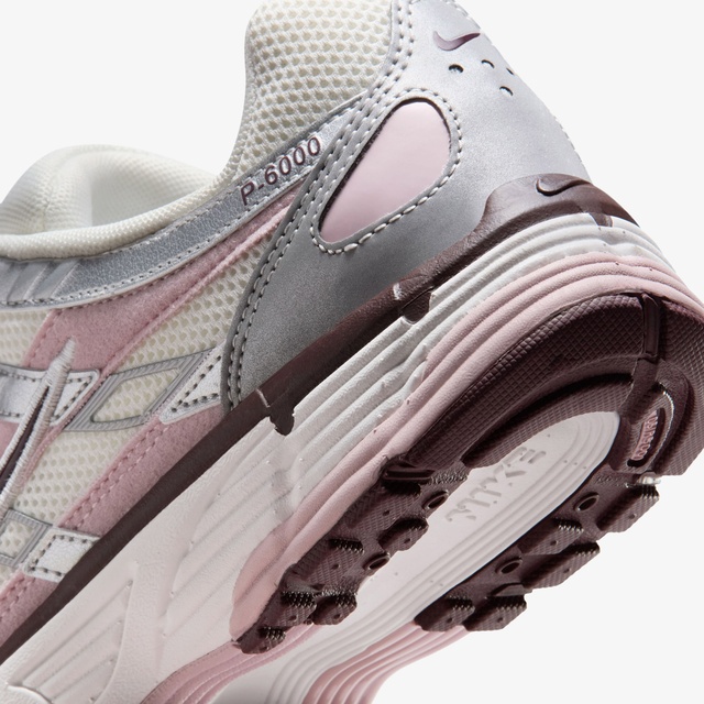 Nike Nike P-6000 Kadın Pembe/Gri Spor Ayakkabı Occasion'da! Pembe - 9. görsel