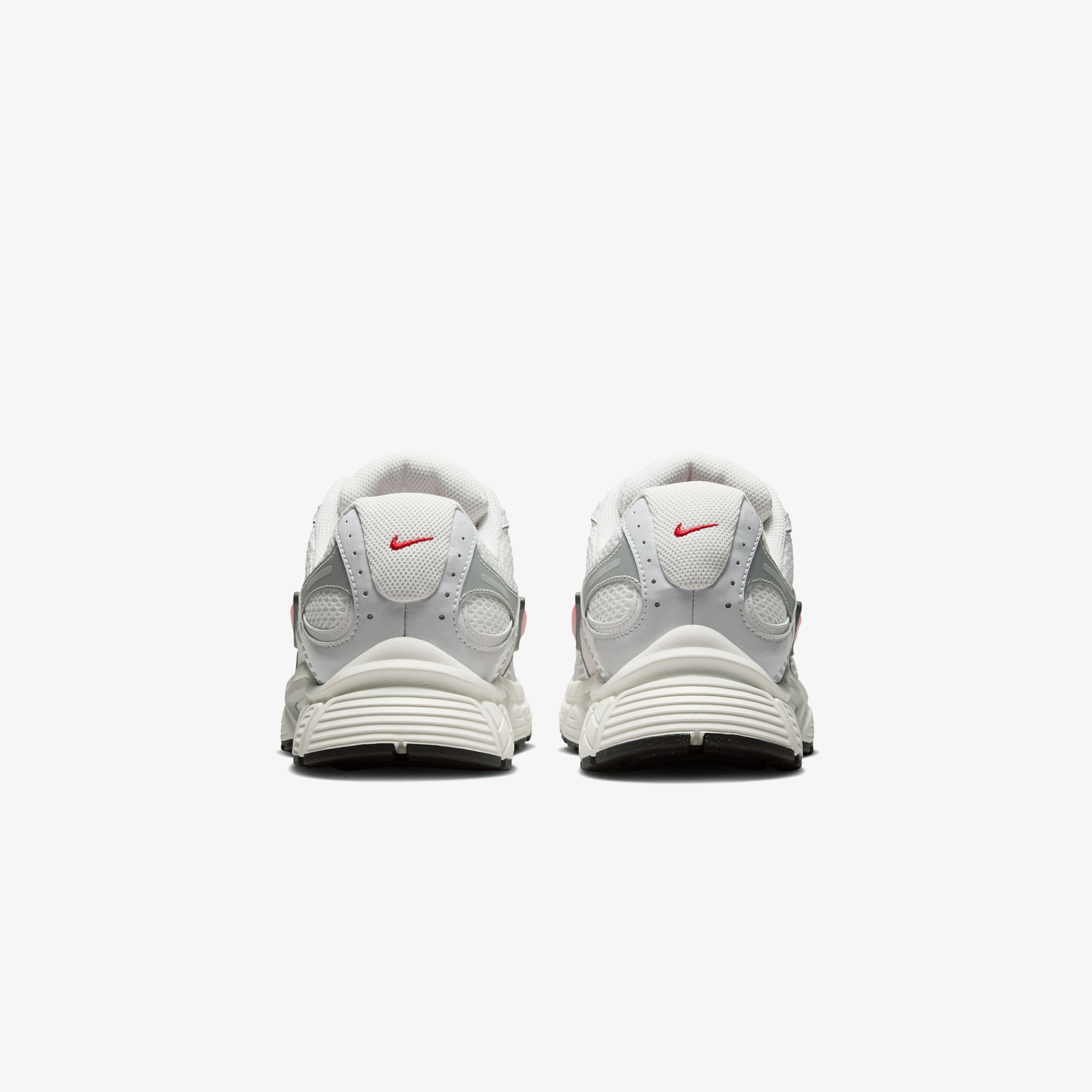 Nike V5 RNR Erkek Beyaz Spor Ayakkabı