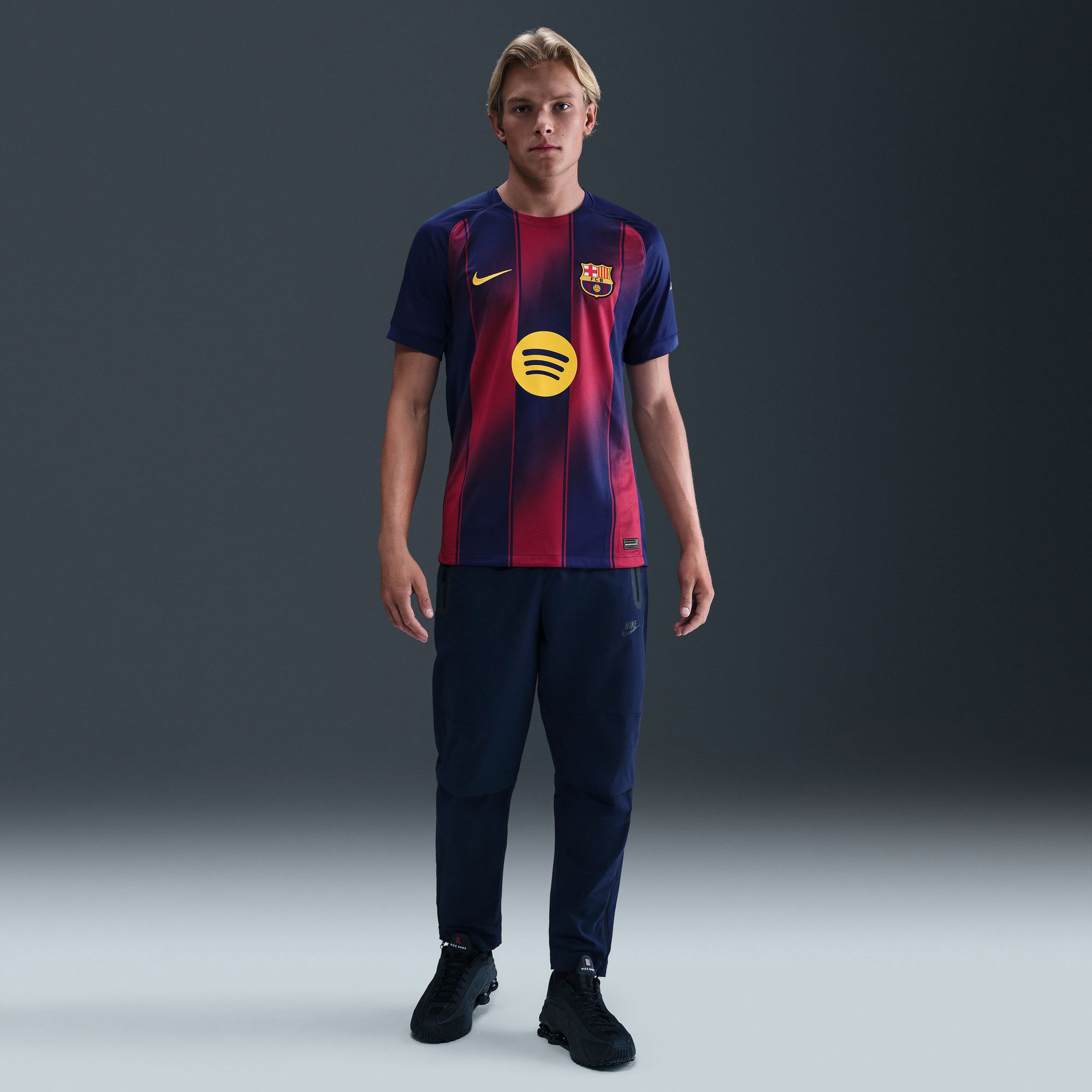 Nike FC Barcelona2025-26 Stadium Saha İçi Erkek Lacivert Futbol Forması