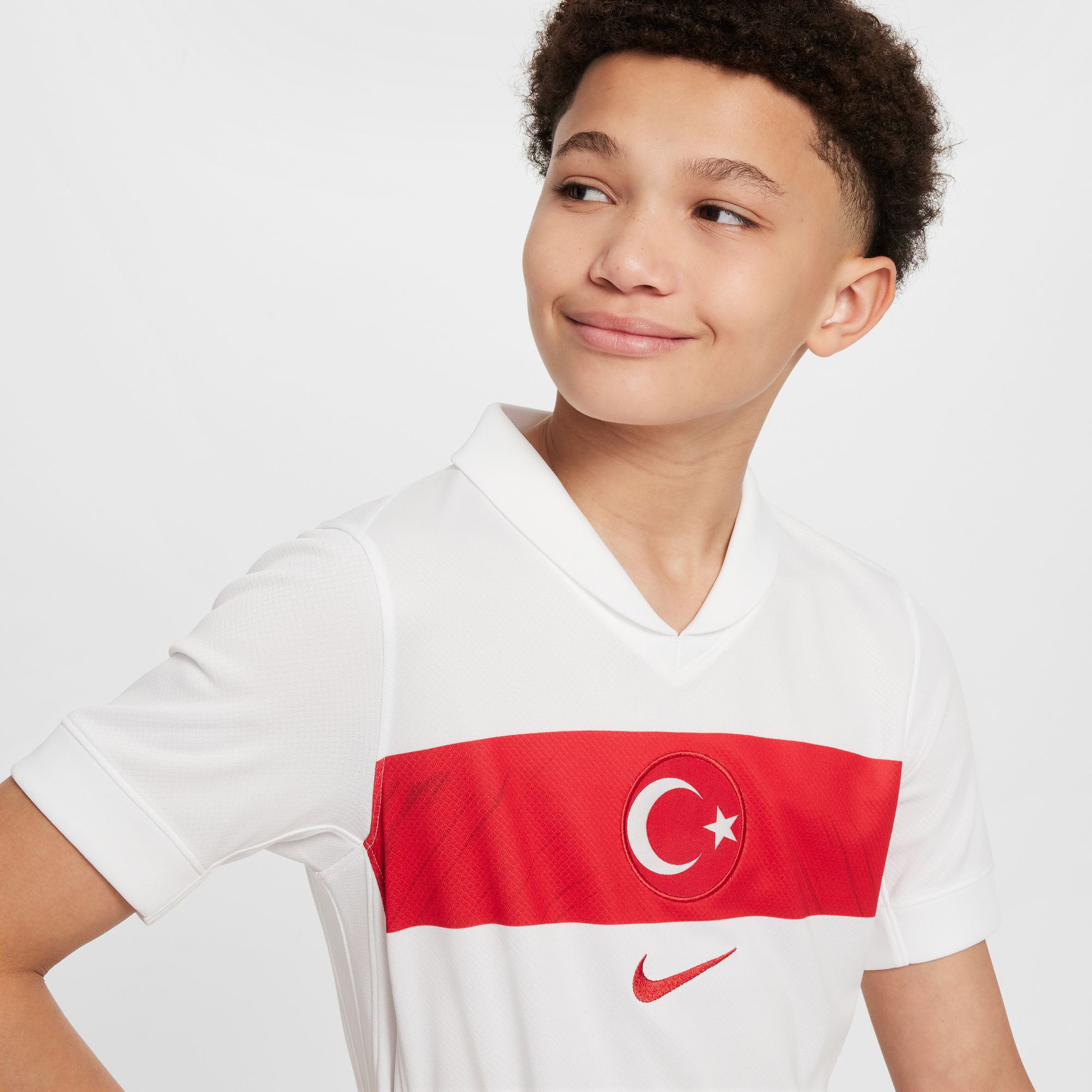 Nike Türkiye Milli Takım 2024/25 İç Saha Çocuk Beyaz İç Saha Forması