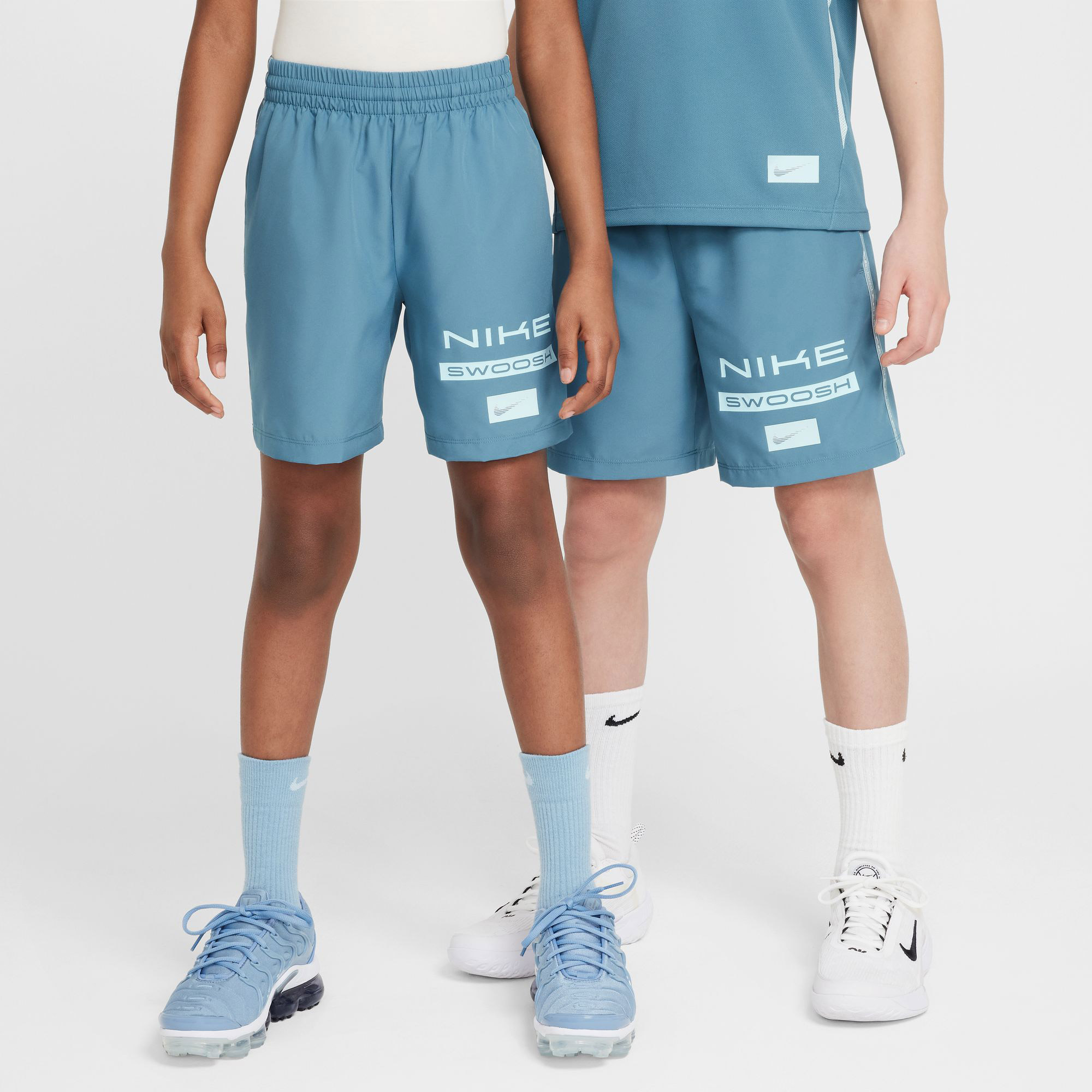 Nike Multi Çocuk Mavi Antrenman Şortu