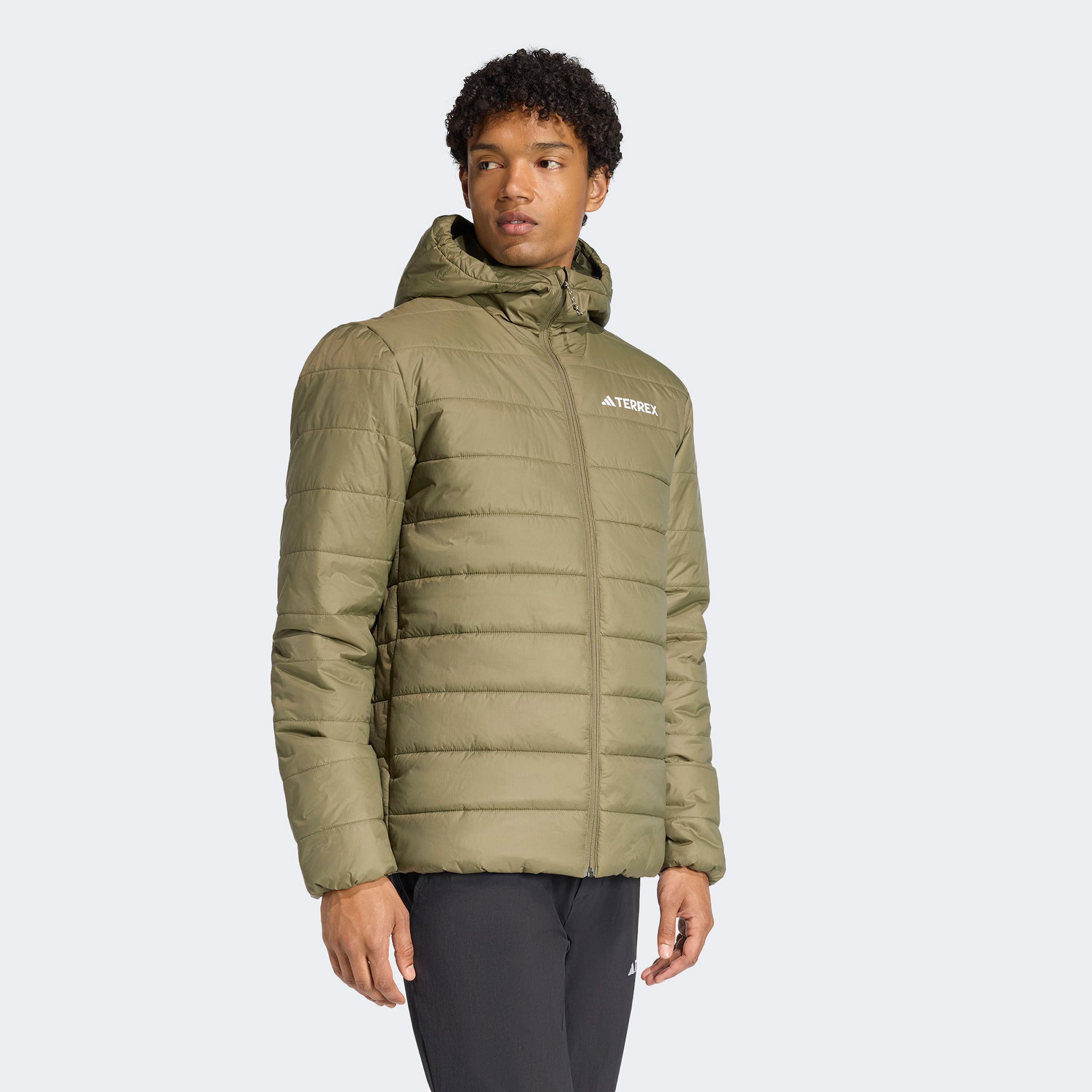 adidas Terrex Multi Essentials Climawarm Yalıtımlı Kapüşonlu Erkek Yeşil Yürüyüş Montu
