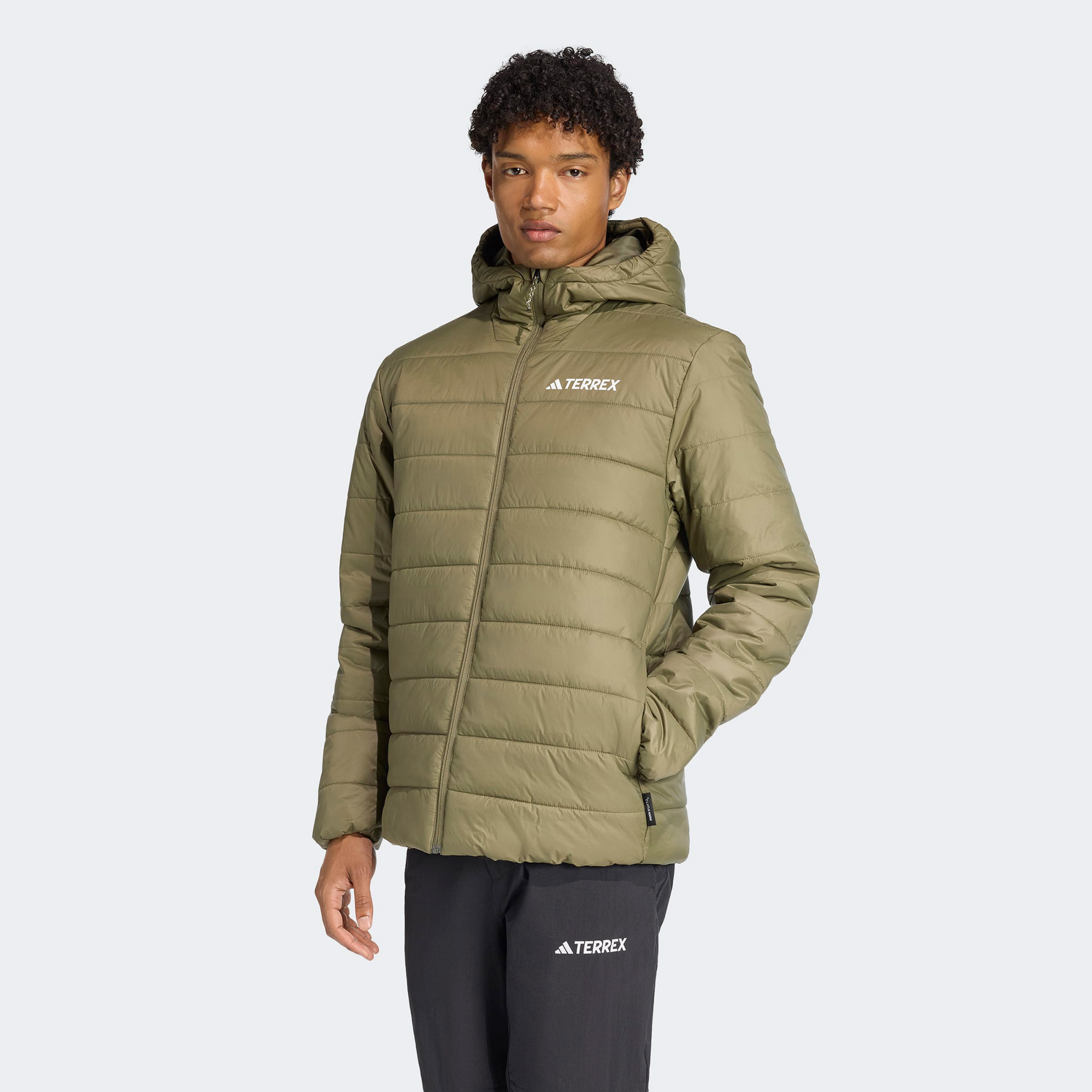 adidas Terrex Multi Essentials Climawarm Yalıtımlı Kapüşonlu Erkek Yeşil Yürüyüş Montu