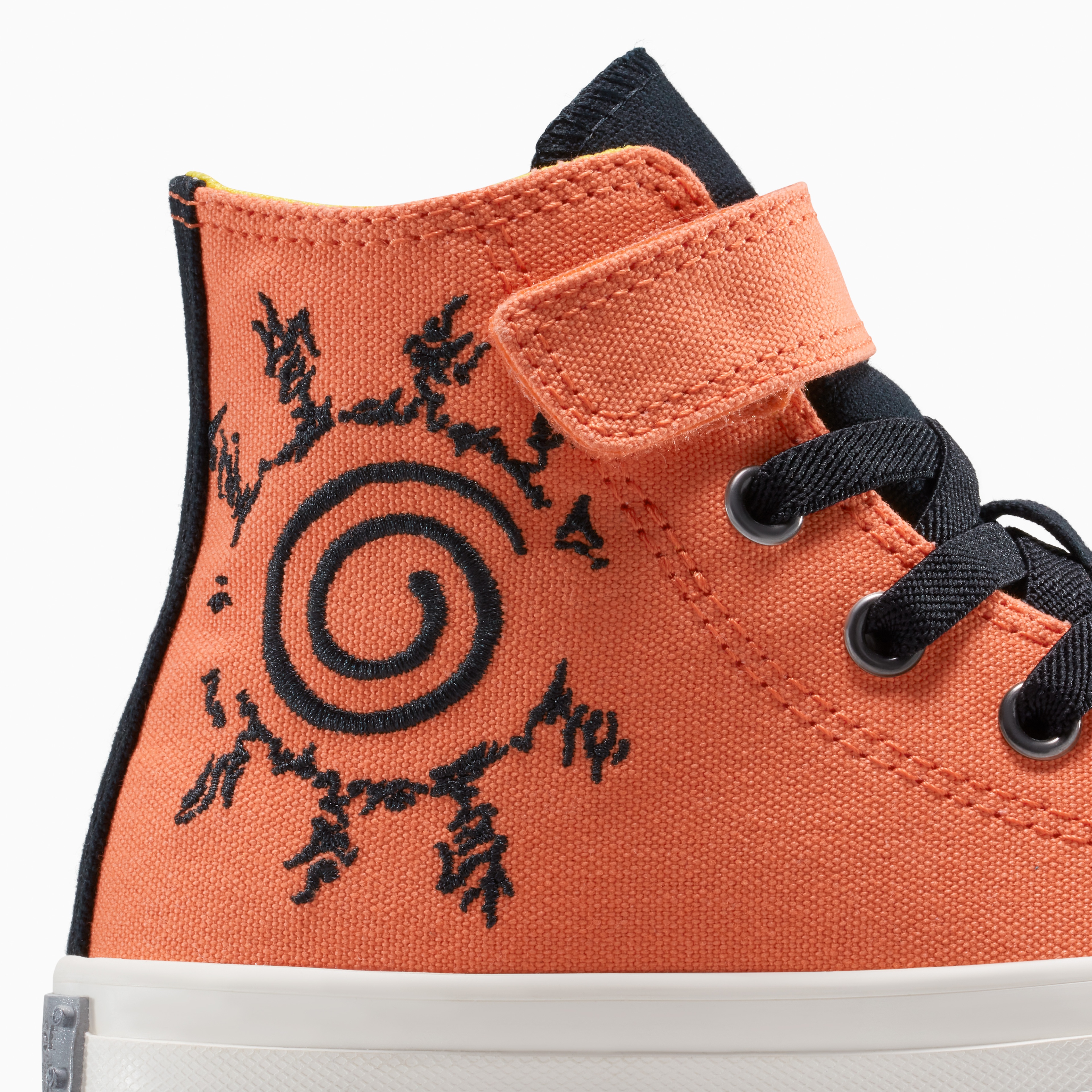 Converse x Naruto Çocuk Sarı Chuck Taylor All Star Sneaker