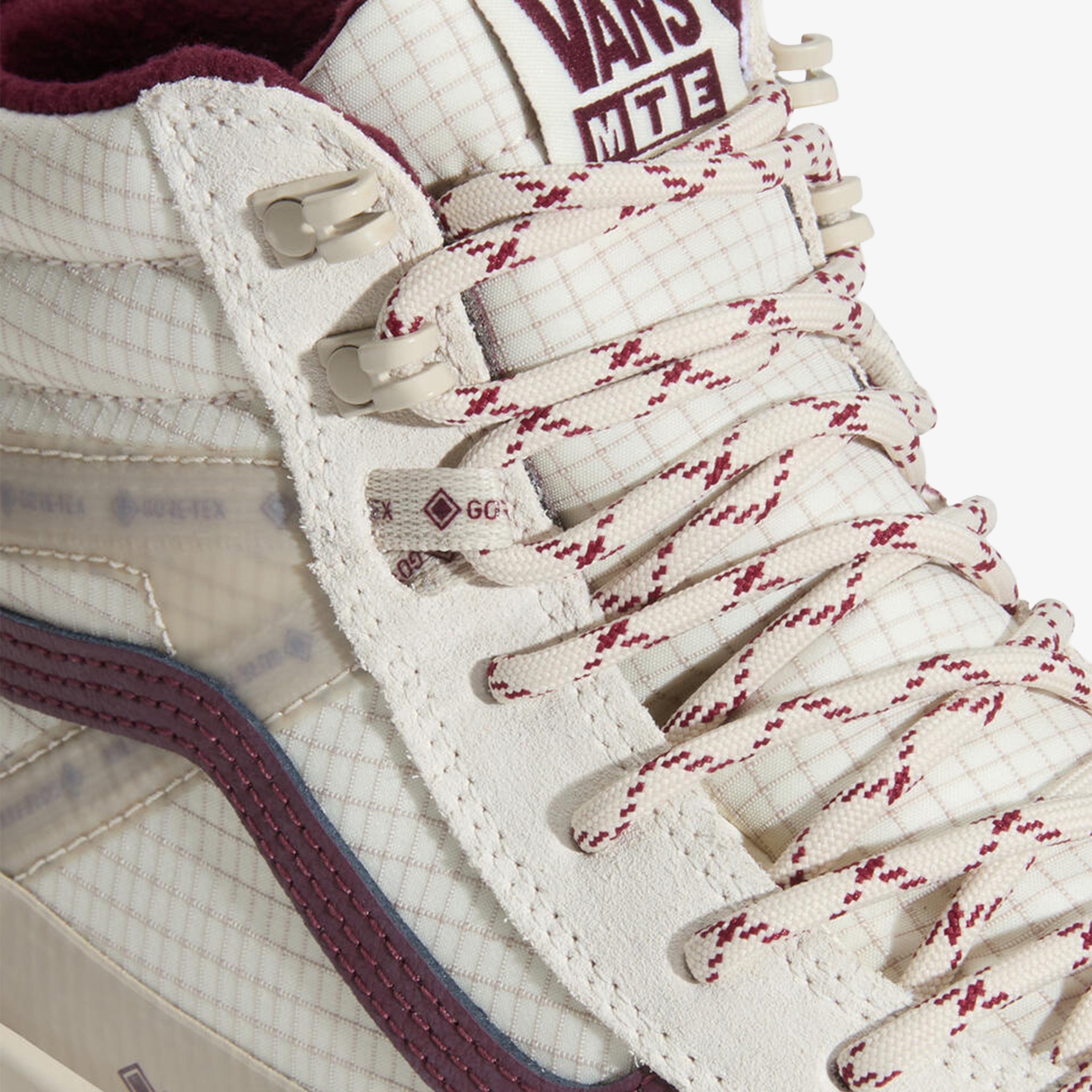 Vans Mte Sk8-Hi Gore-Tex insulated Kadın Beyaz Bot